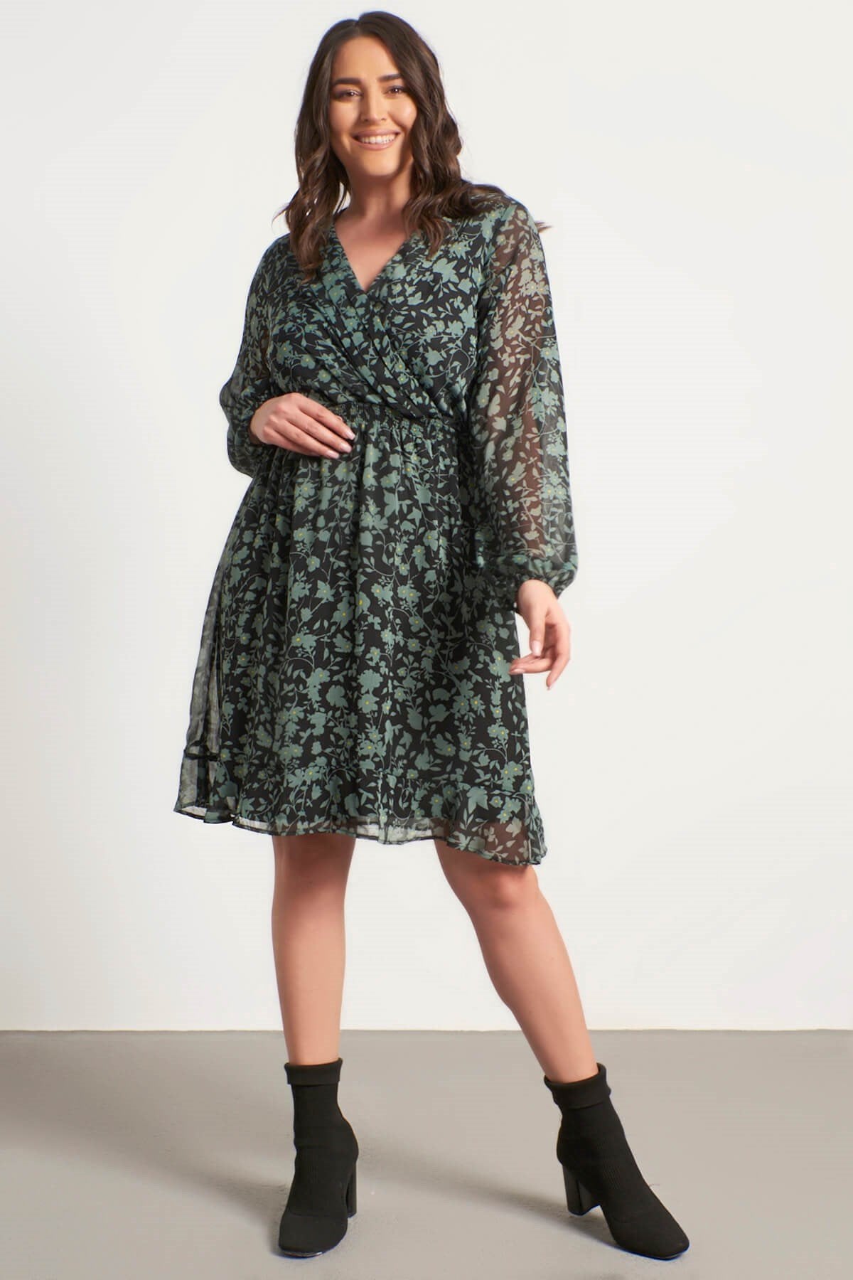 Anvelop Gipe Detaylı Şifon Elbise