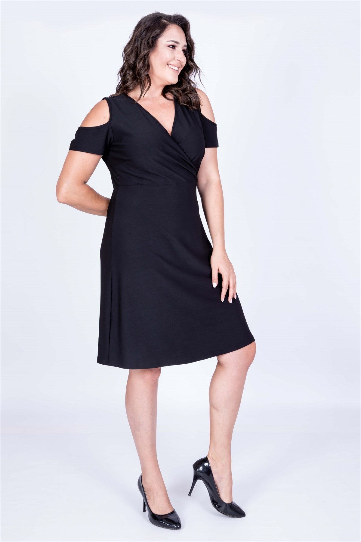 Anvelop Omuz Çerçeveli Elbise