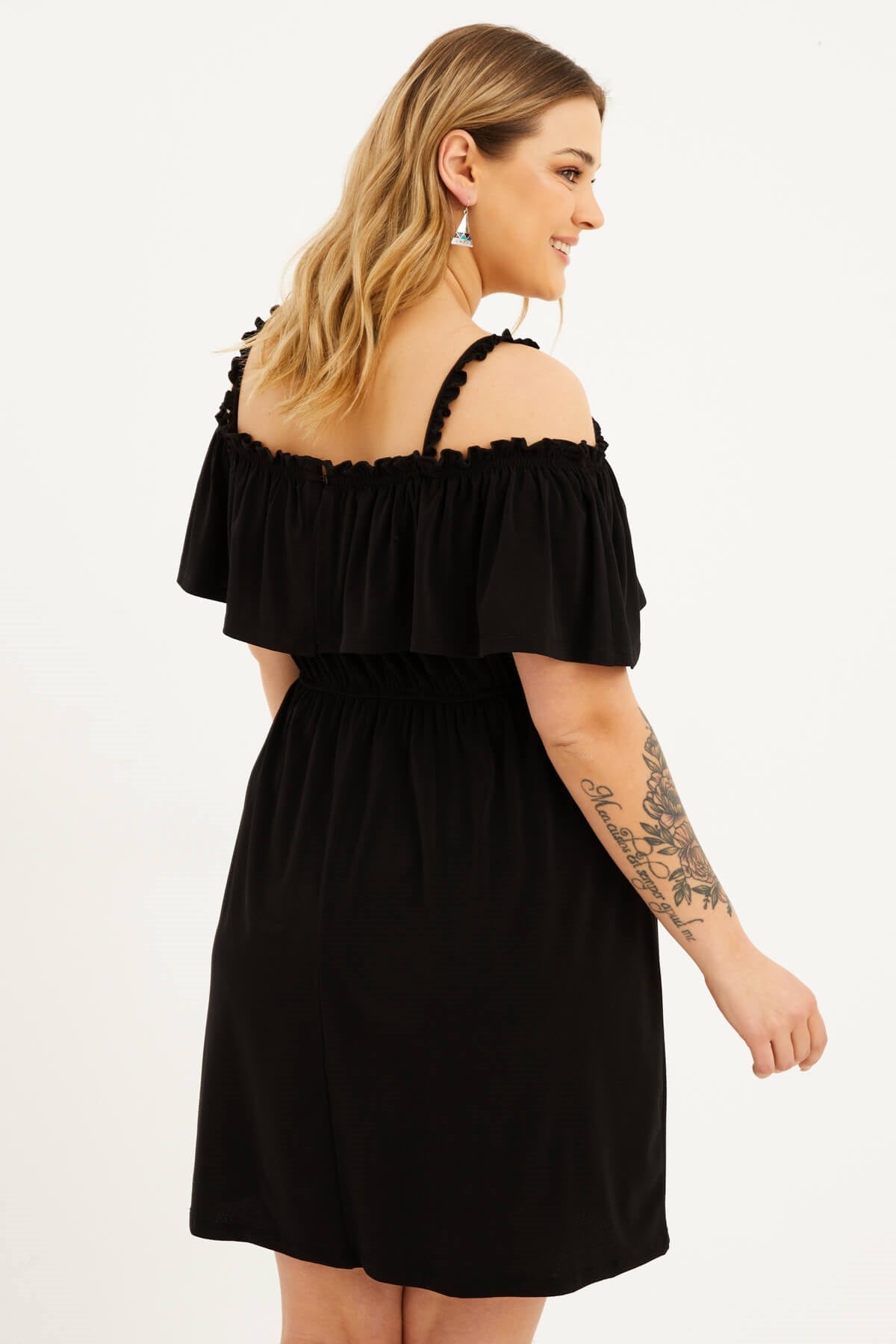 Askılı Karmen Yaka Fırfırlı Elbise