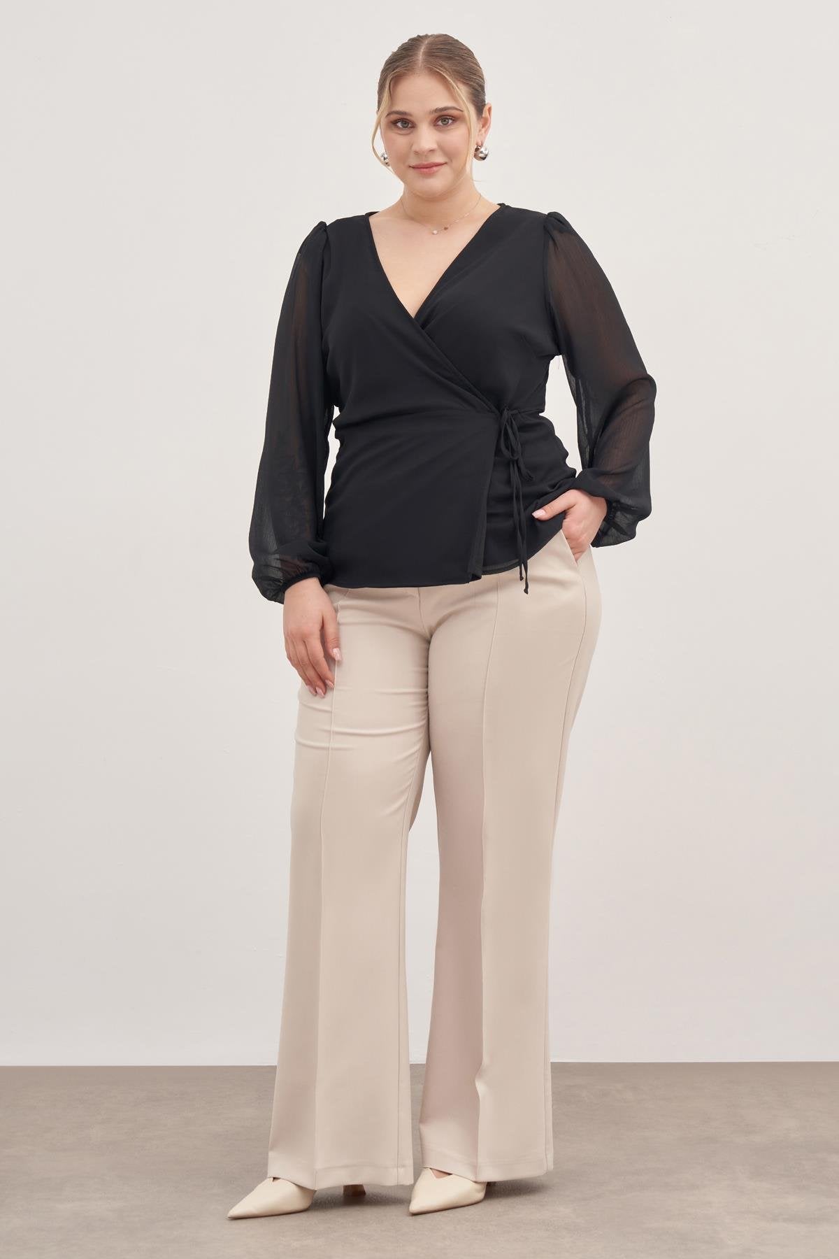 Astarlı Bağlama Detaylı Şifon Bluz