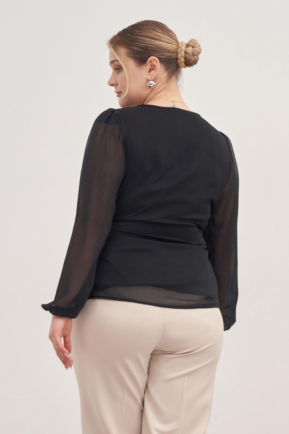 Astarlı Bağlama Detaylı Şifon Bluz