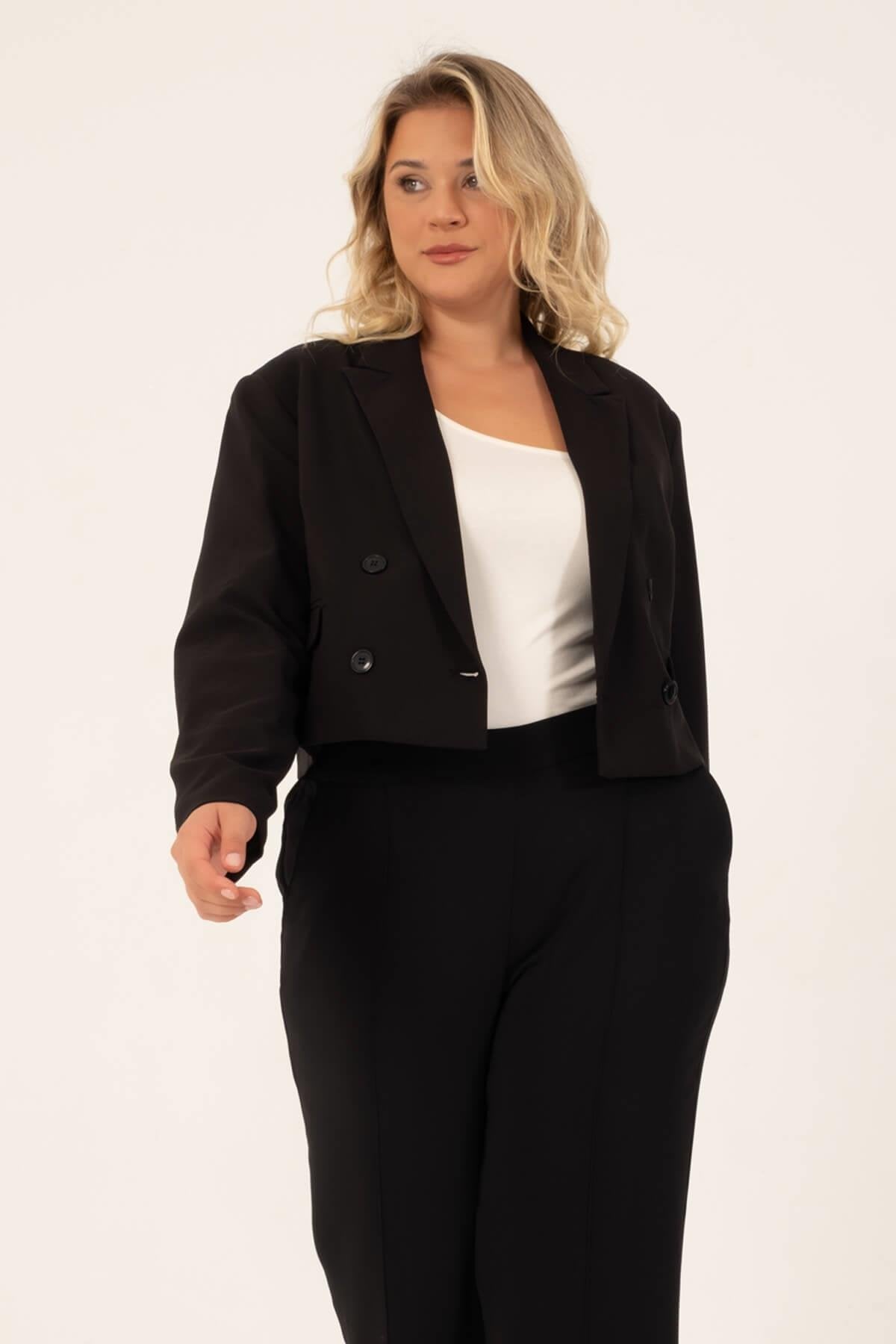 Astarlı Blazer Crop Ceket