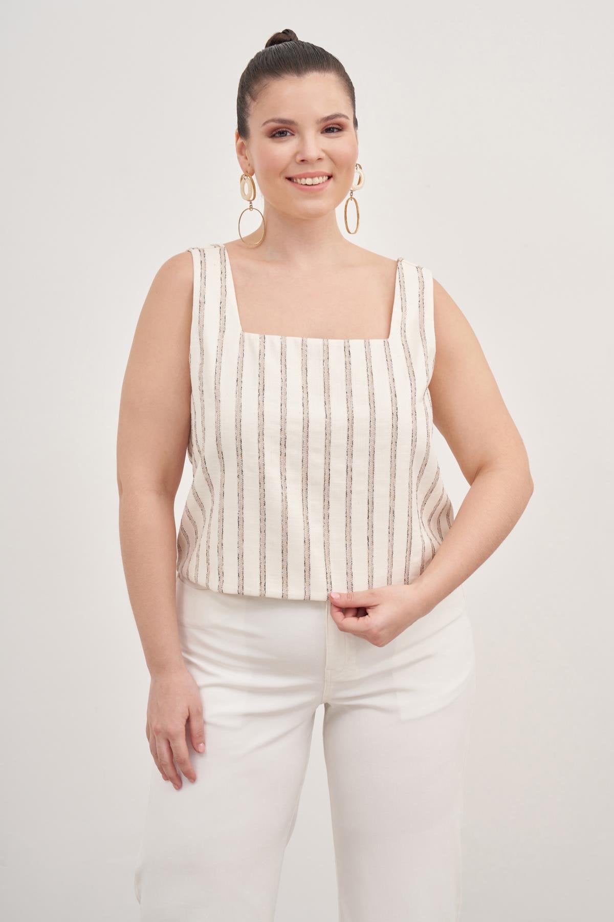 Astarlı Kare Yaka Top