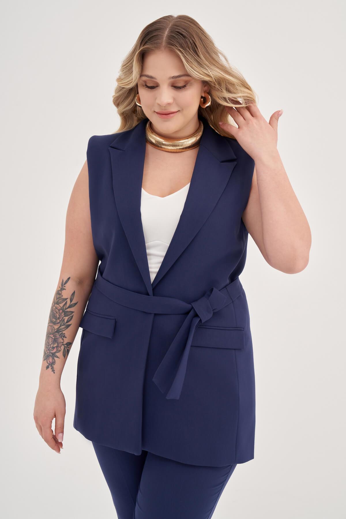 Astarlı Kuşaklı Uzun Yelek