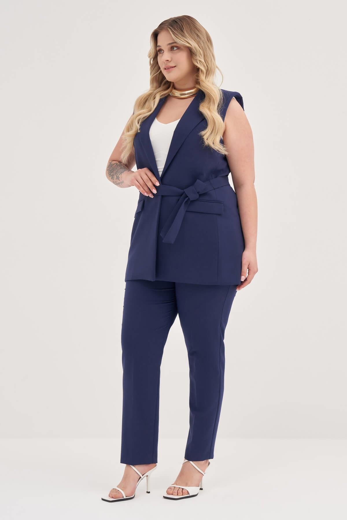 Astarlı Kuşaklı Uzun Yelek