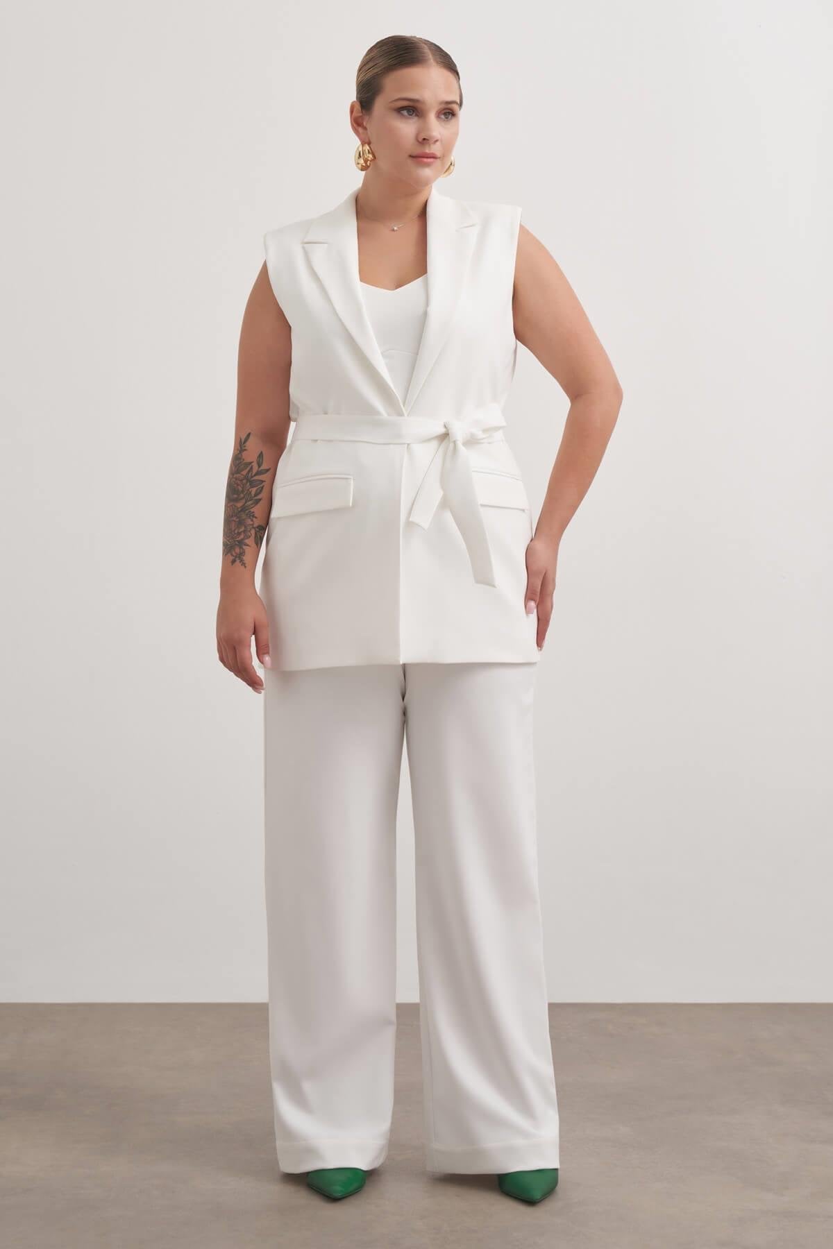 Astarlı Kuşaklı Uzun Yelek