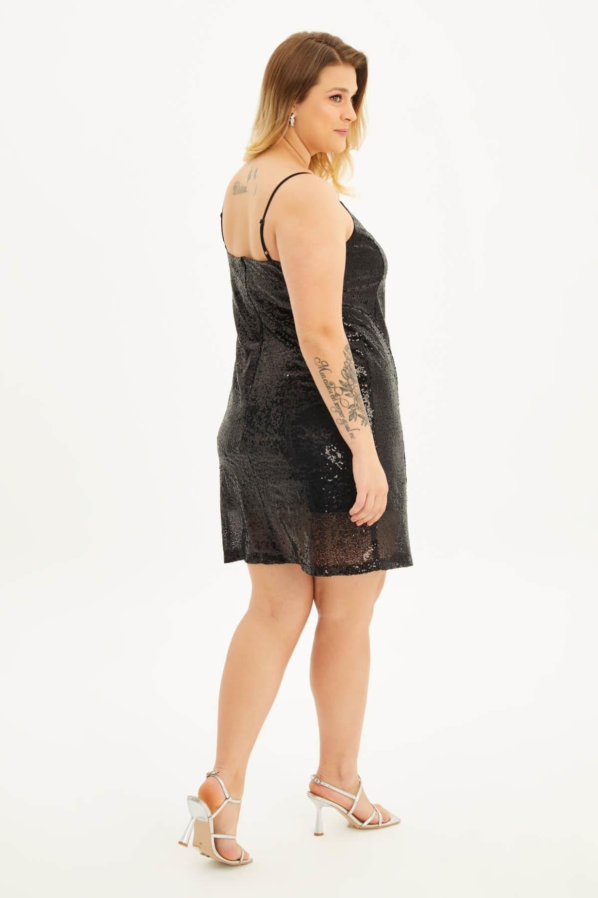 Astarlı Payetli İp Askılı Yırtmaçlı Elbise