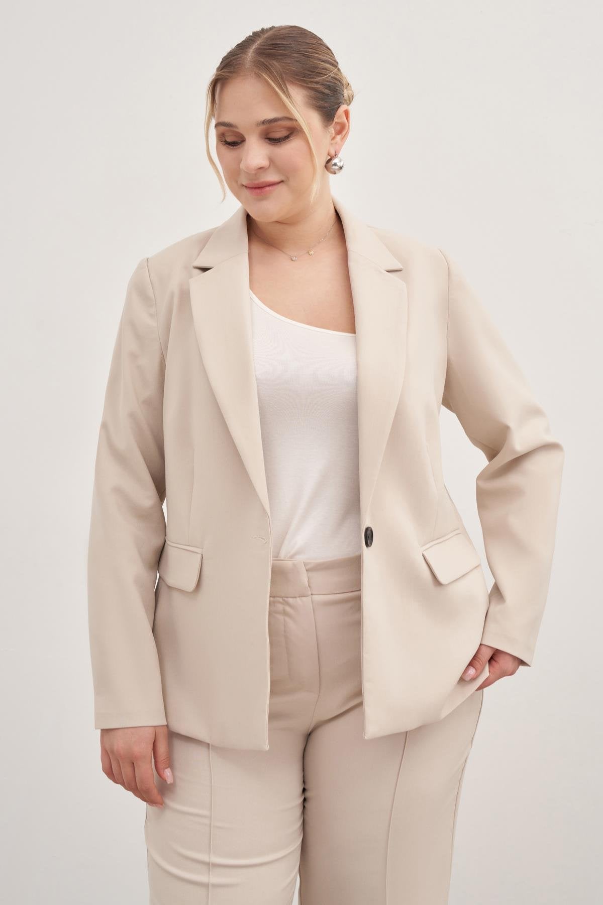 Astarlı Tek Düğmeli Blazer