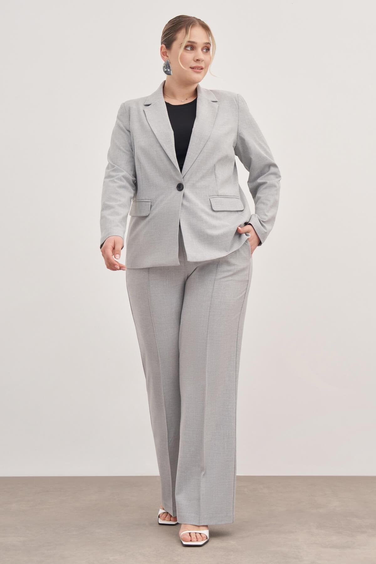 Astarlı Tek Düğmeli Blazer