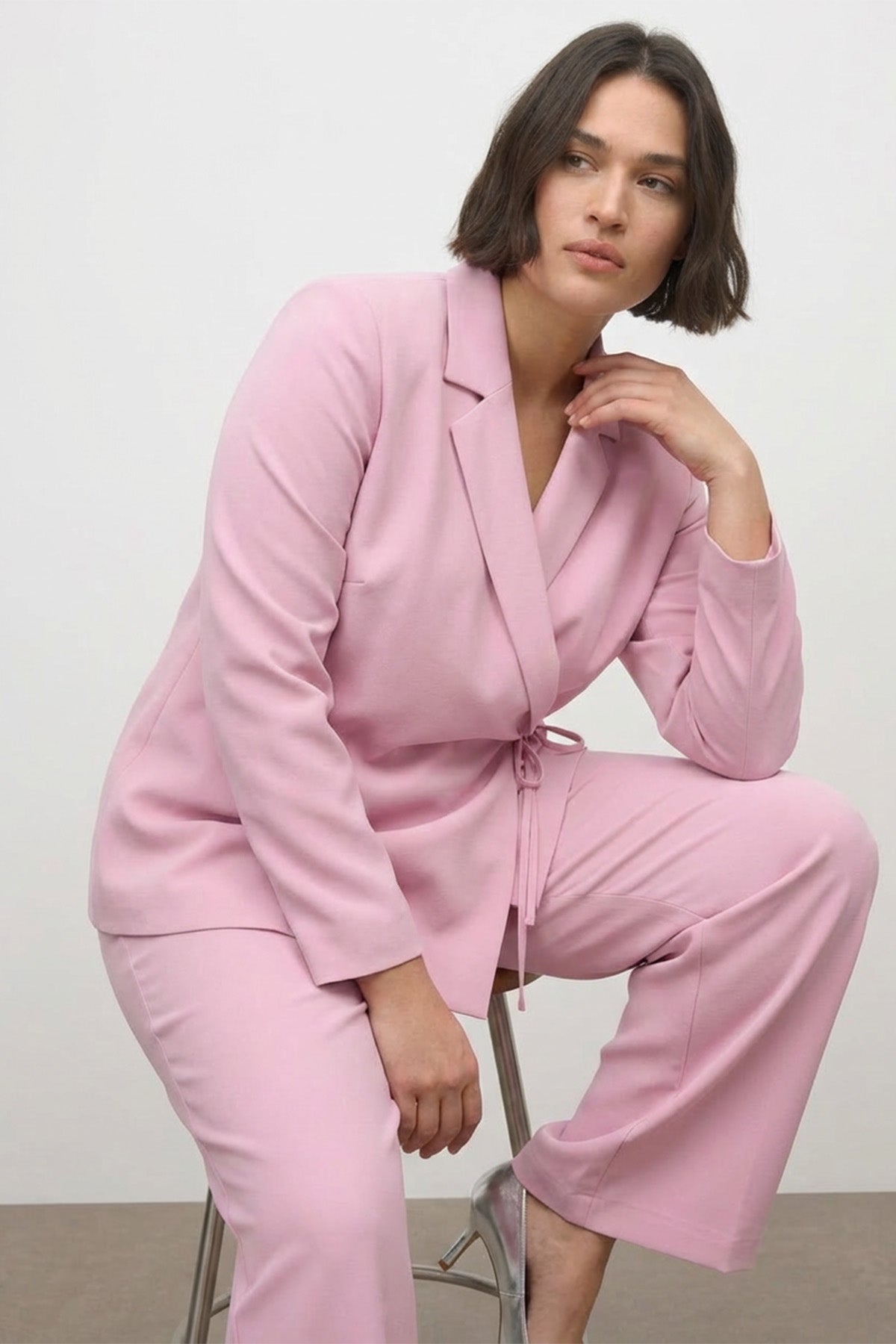 Bağlama Detaylı Blazer Ceket