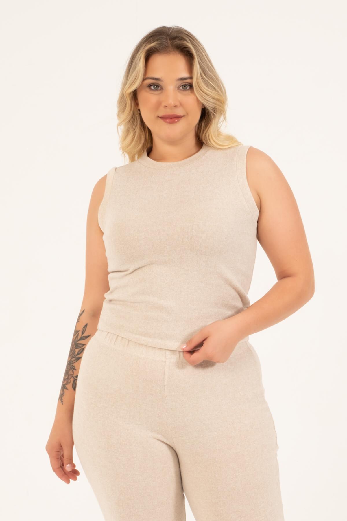 Basic Kolsuz Triko Top