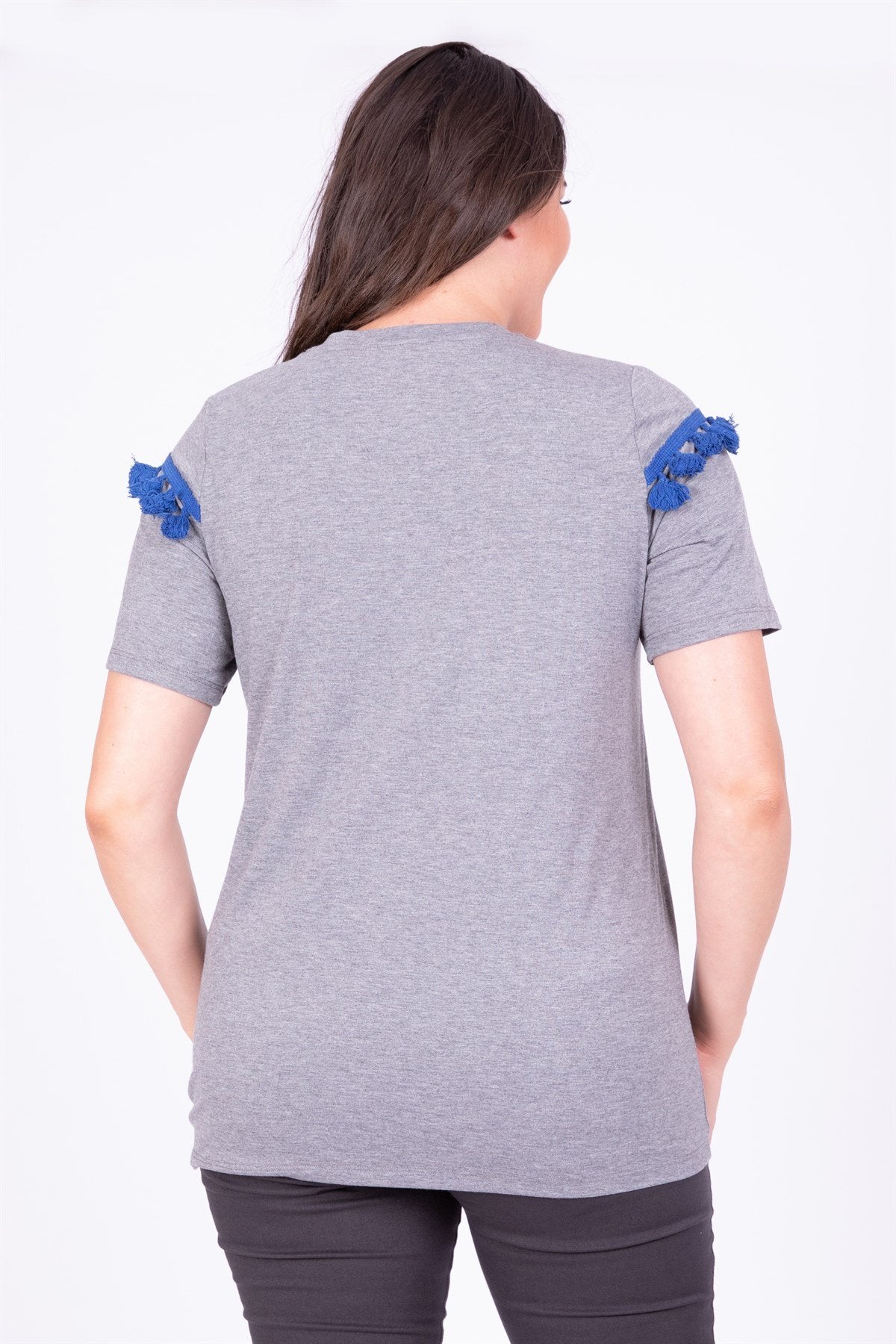 Bedeni Püsküllü Tişört