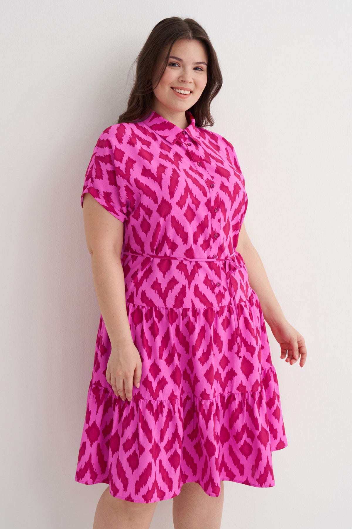 Beli Kuşaklı Desenli Gömlek Elbise