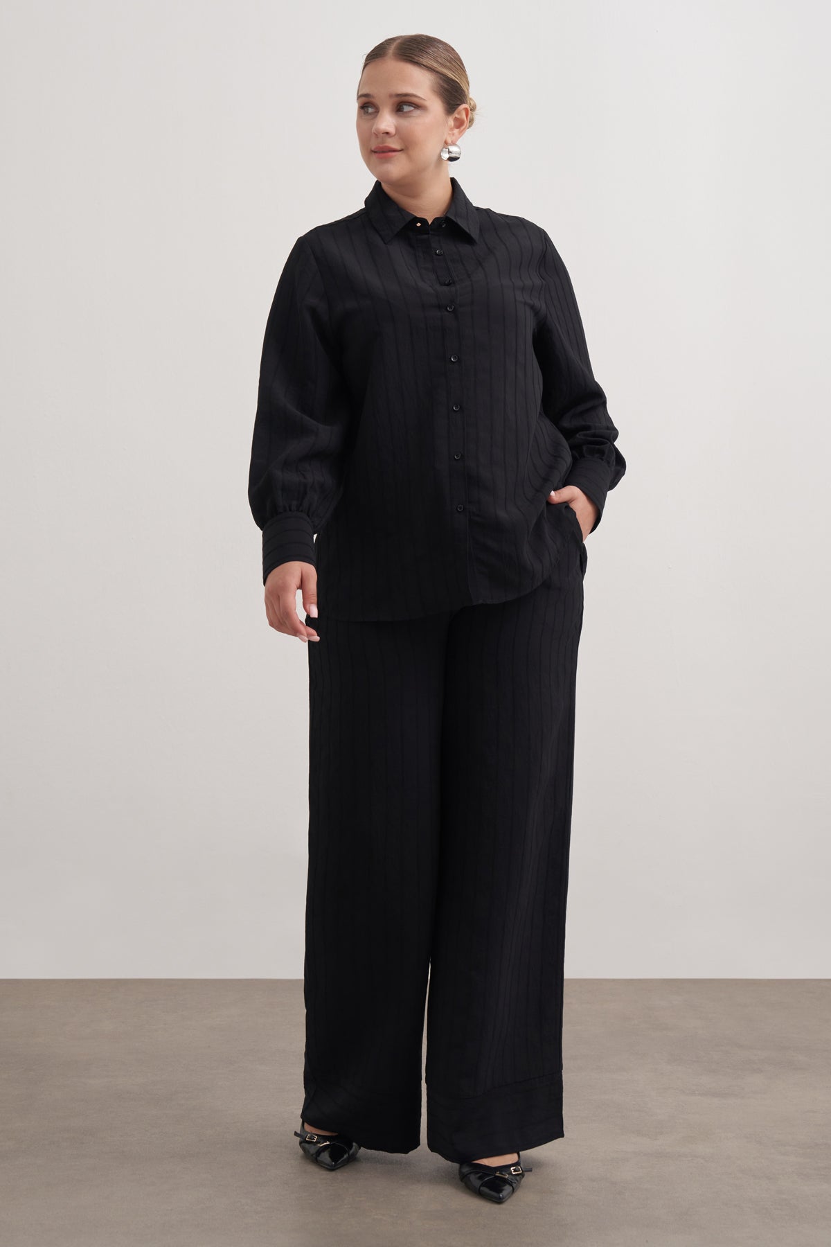 Beli Lastikli Cepli Çizgili Pantolon