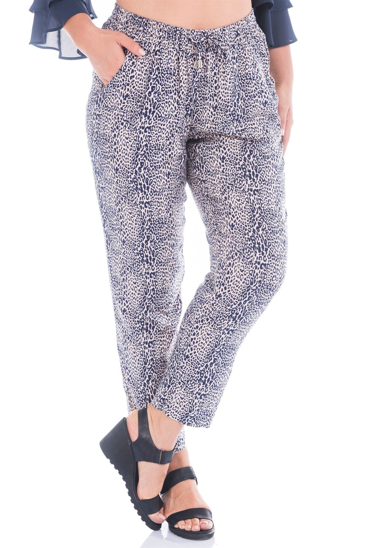 Beli Lastikli Cepli Havuç Pantolon