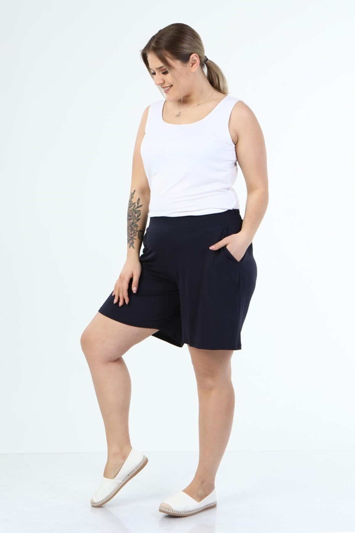 Beli Lastikli Cepli Penye Şort