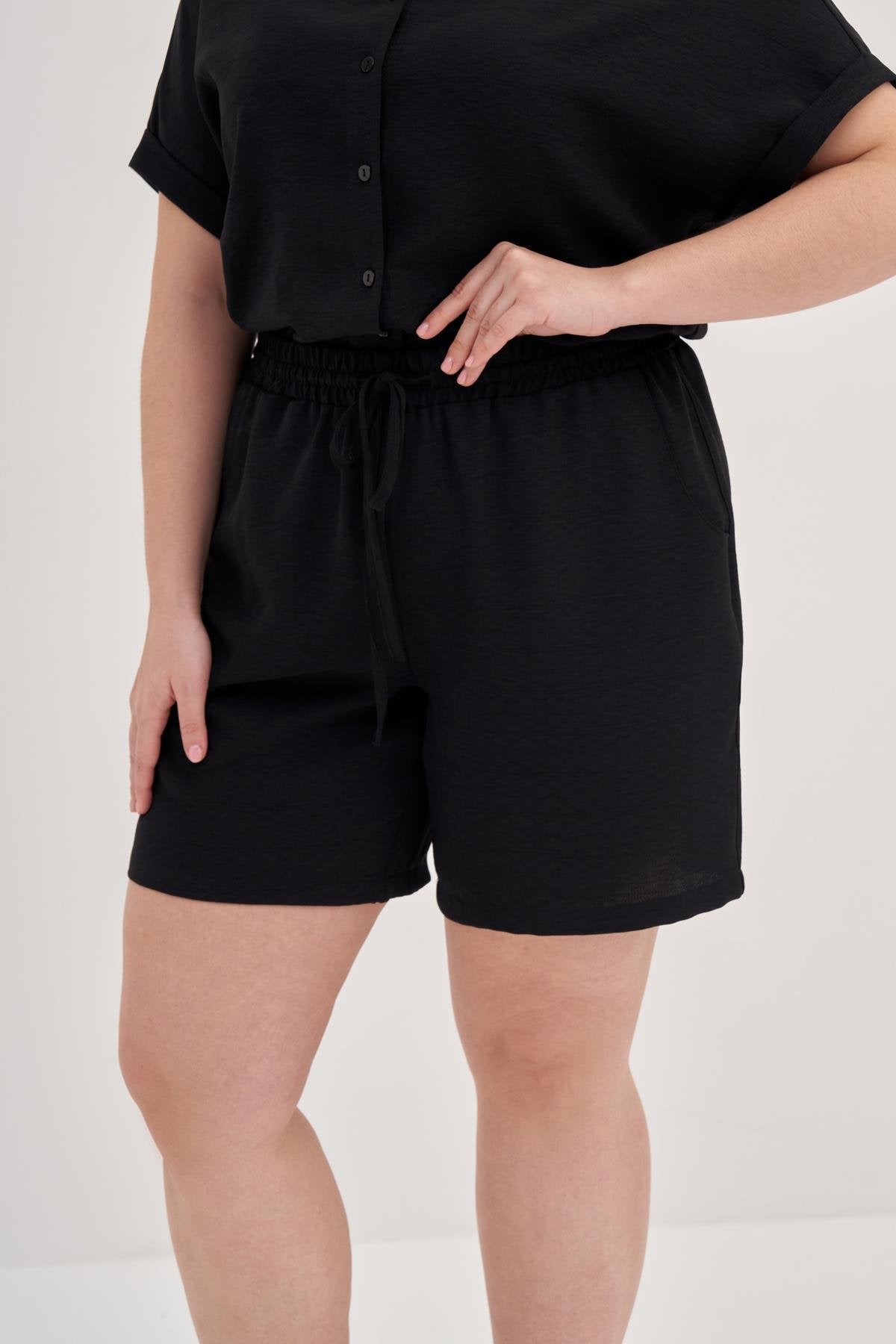 Beli Lastikli Cepli Şort