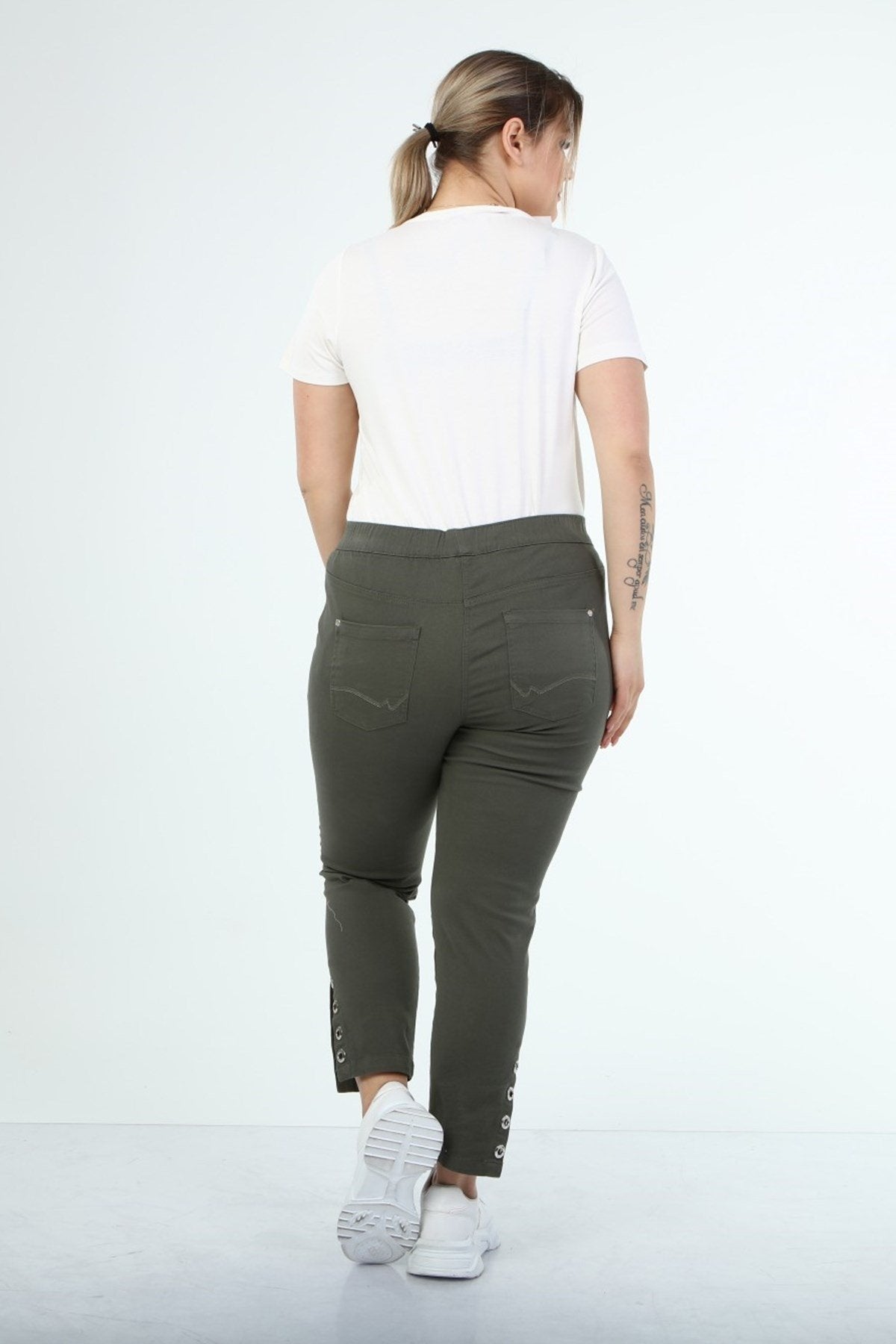 Beli Lastikli Kuş Gözü Detaylı Pantolon