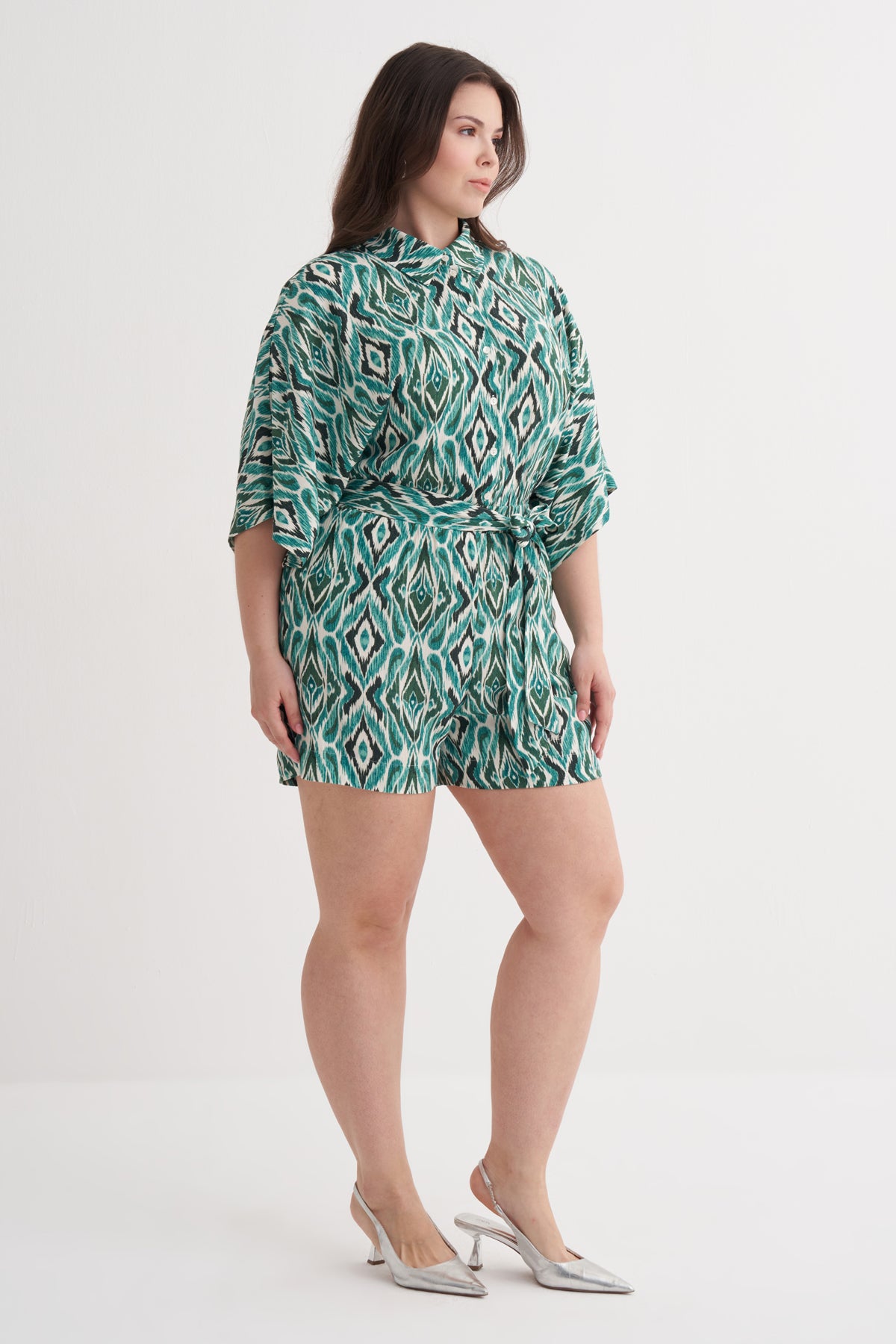 Beli Lastikli Kuşaklı Kısa Tulum