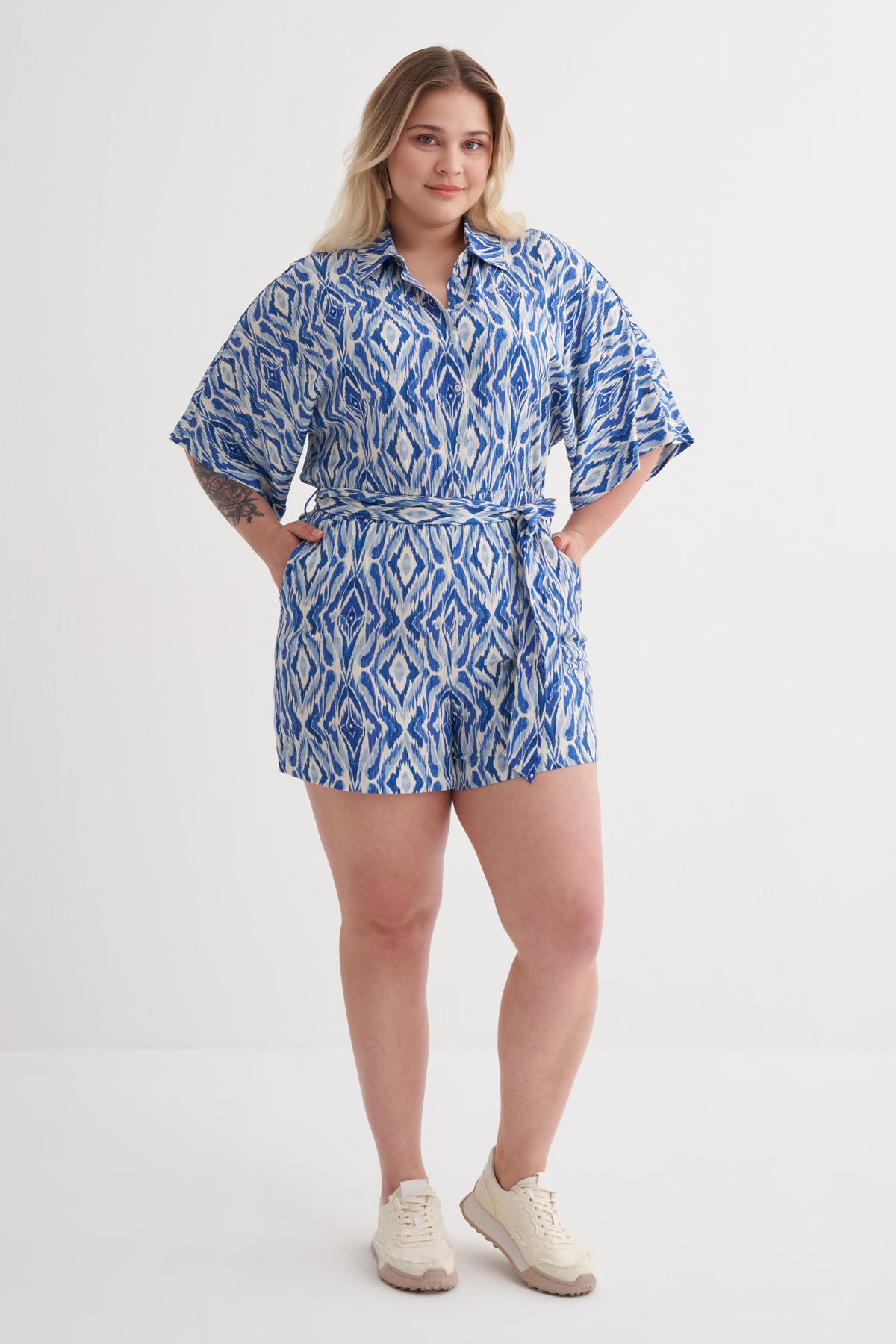 Beli Lastikli Kuşaklı Kısa Tulum