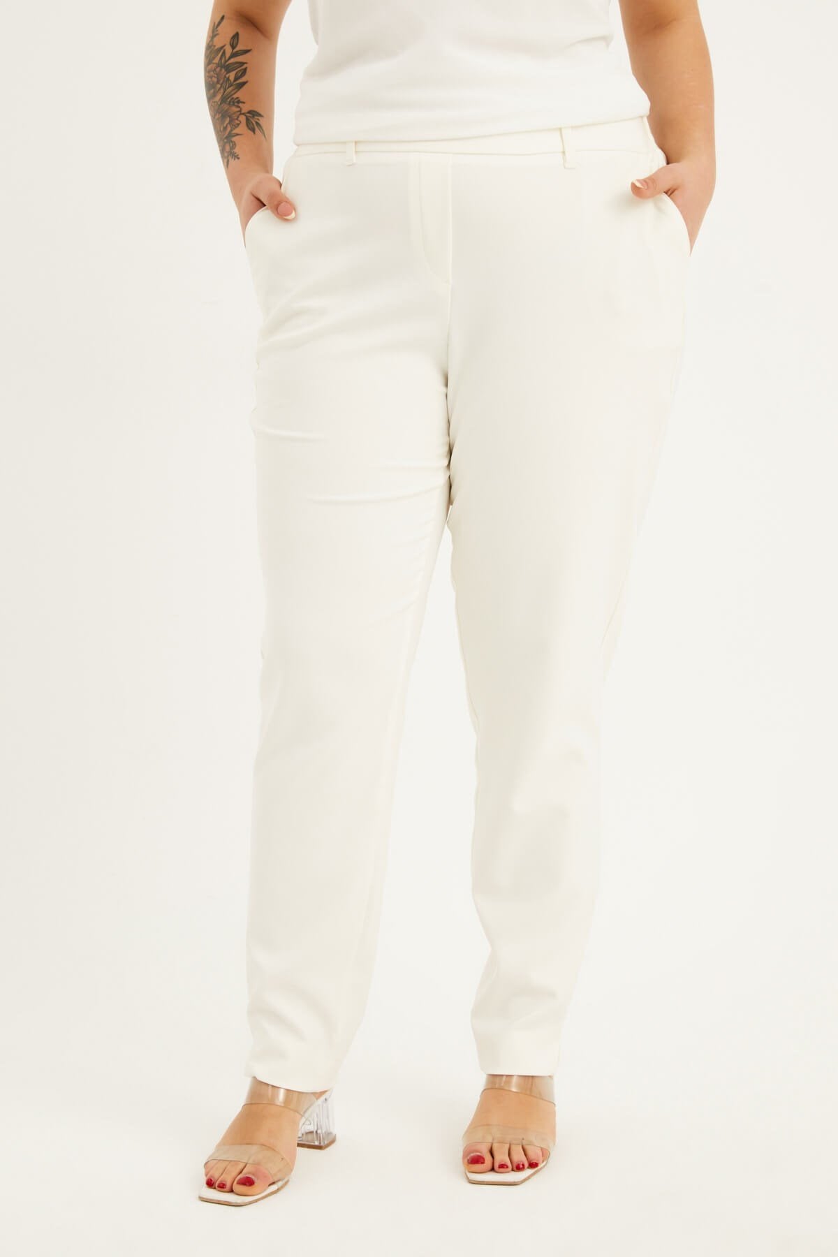 Beli Lastikli Slim Fit Klasik Pantolon