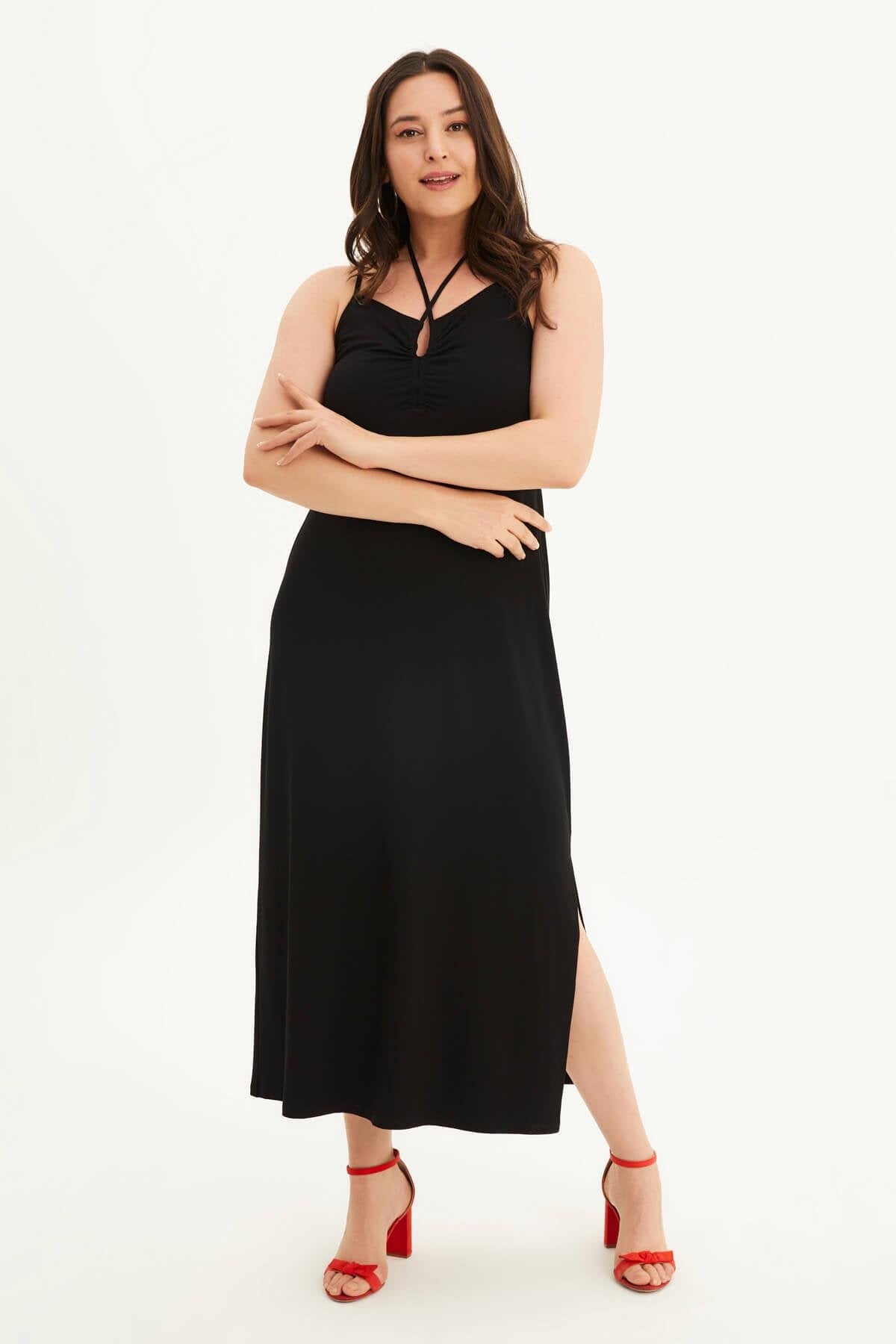 Boyundan Bağlamalı Gipeli Penye Elbise