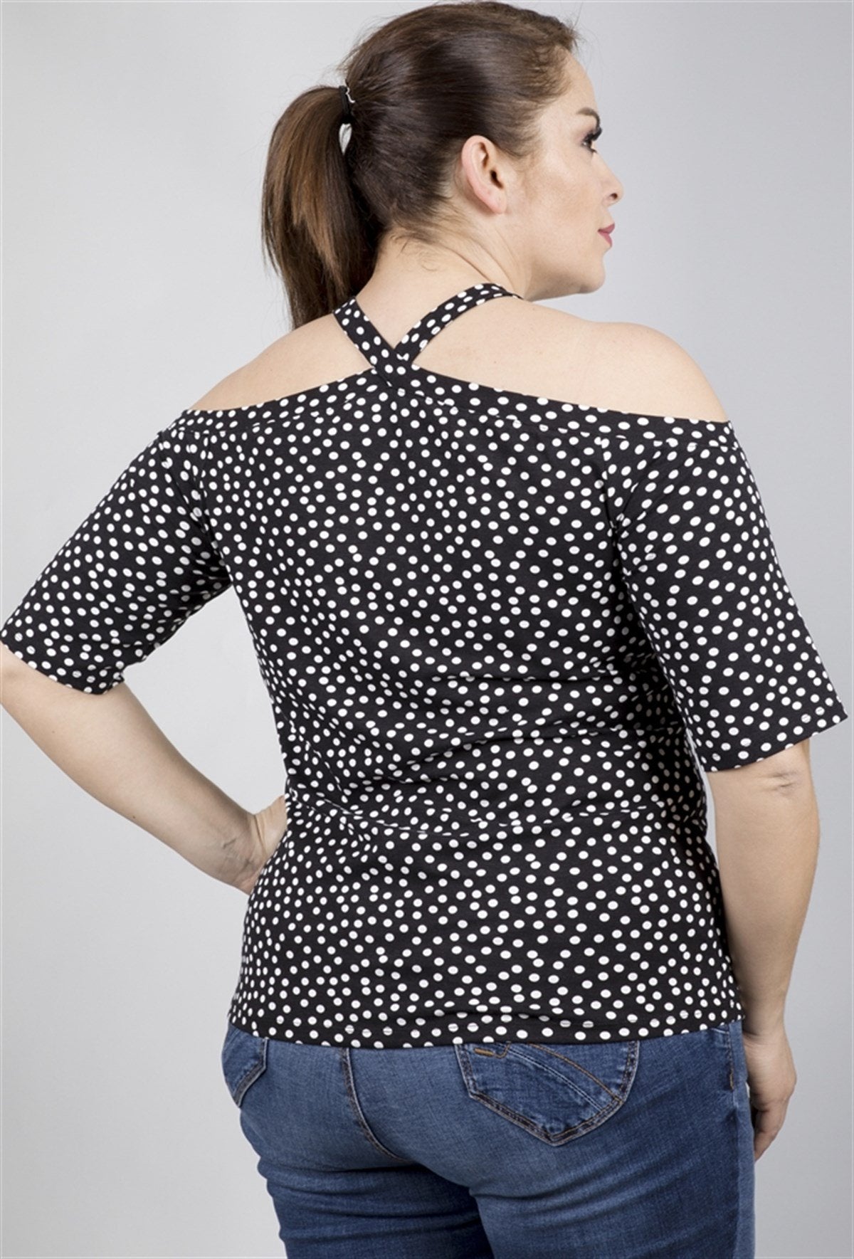 Boyundan Bağlamalı Puanti Desen Örme Tişört