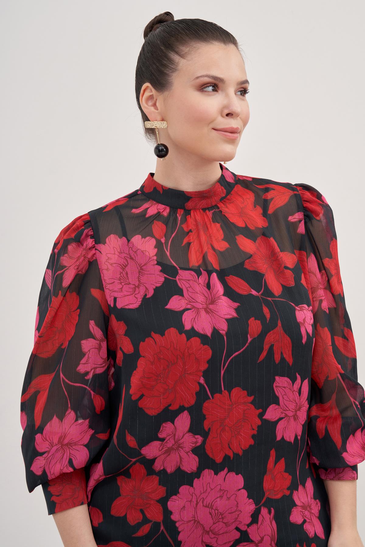 Büzgü Detaylı Şifon Bluz