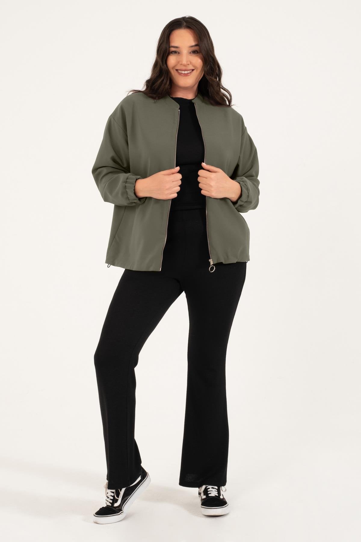 Cep Detaylı Astarlı Stoperli Bomber Ceket