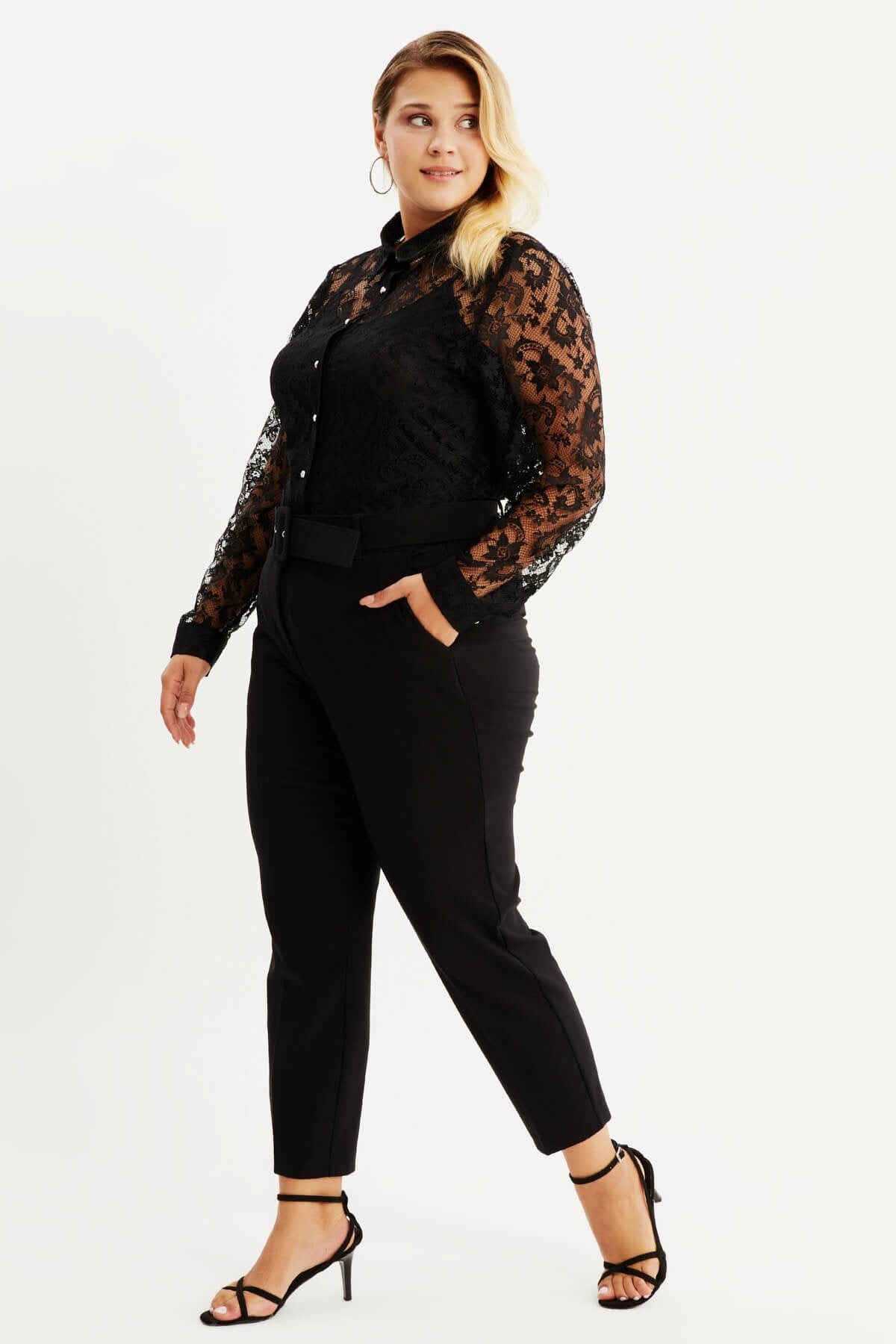 Cep Detaylı Kemerli Klasik Pantolon