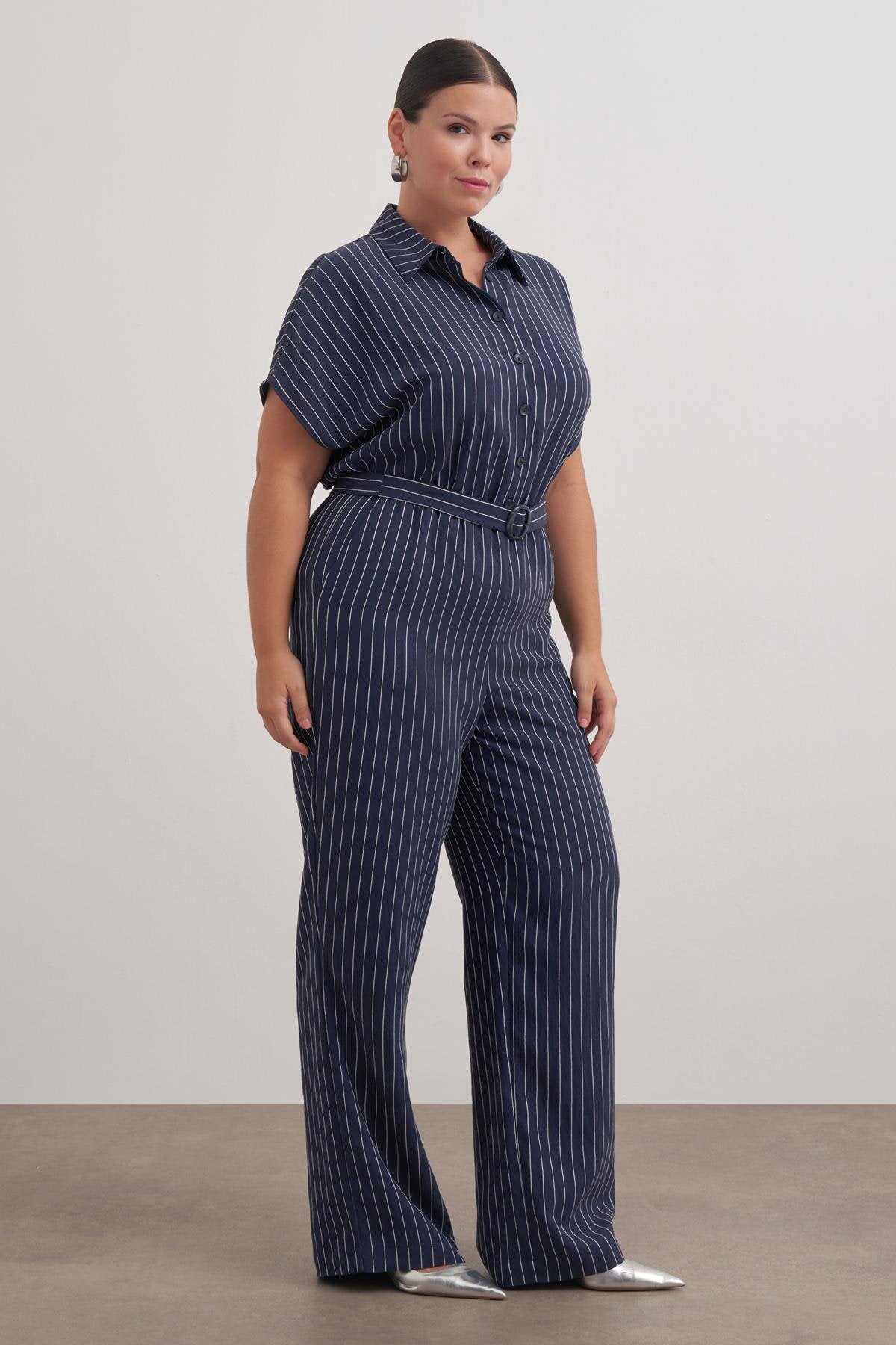 Cep Detaylı Kemerli Tulum