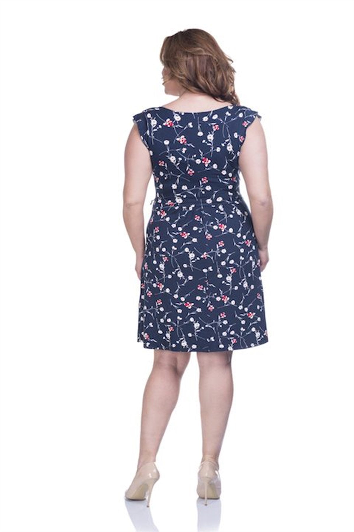 Çiçek Desenli Elbise