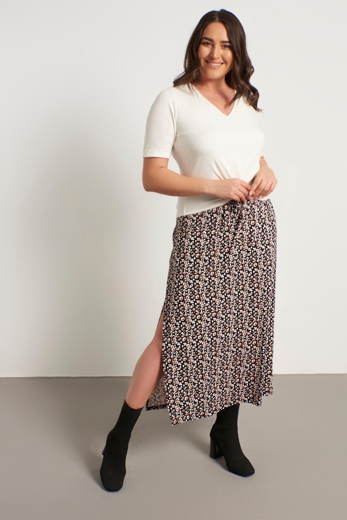 Çiçekli Uzun Penye Etek