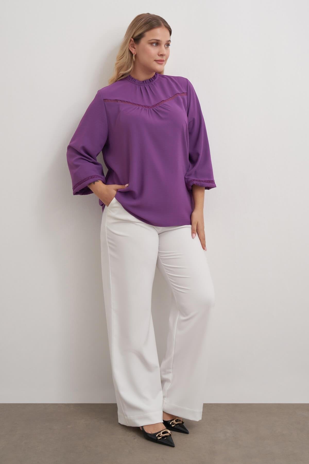 Dantel Şerit Detaylı Bluz