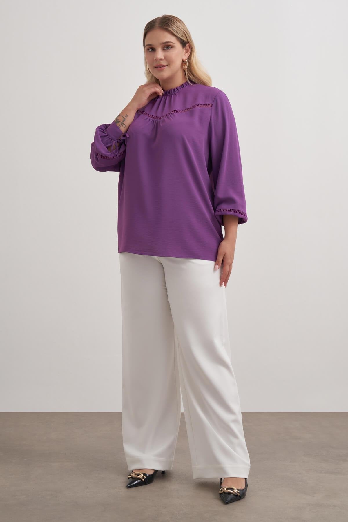 Dantel Şerit Detaylı Bluz