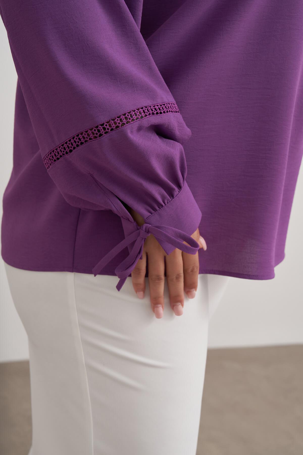 Dantel Şerit Detaylı Bluz