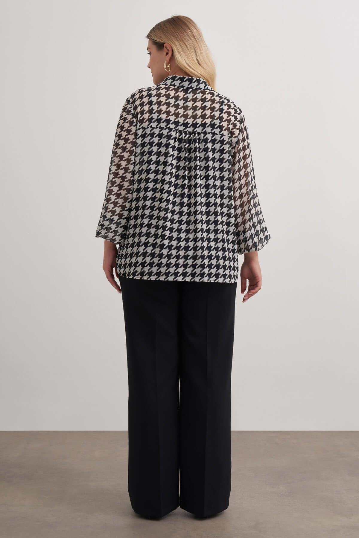 Desenli Şifon Gömlek