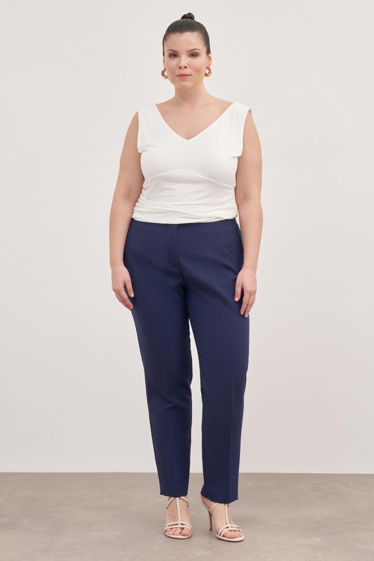 Dikiş Detaylı Yüksek Bel Pantolon