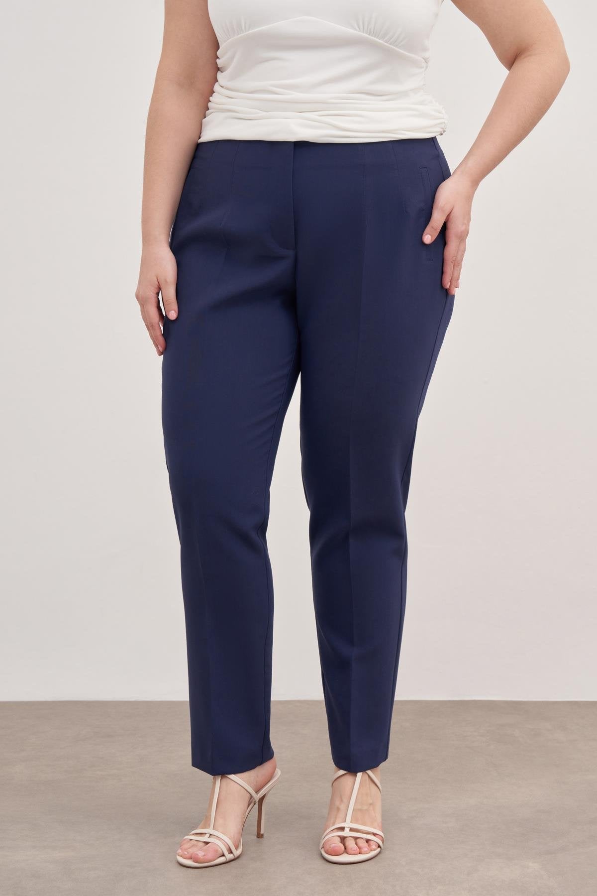 Dikiş Detaylı Yüksek Bel Pantolon