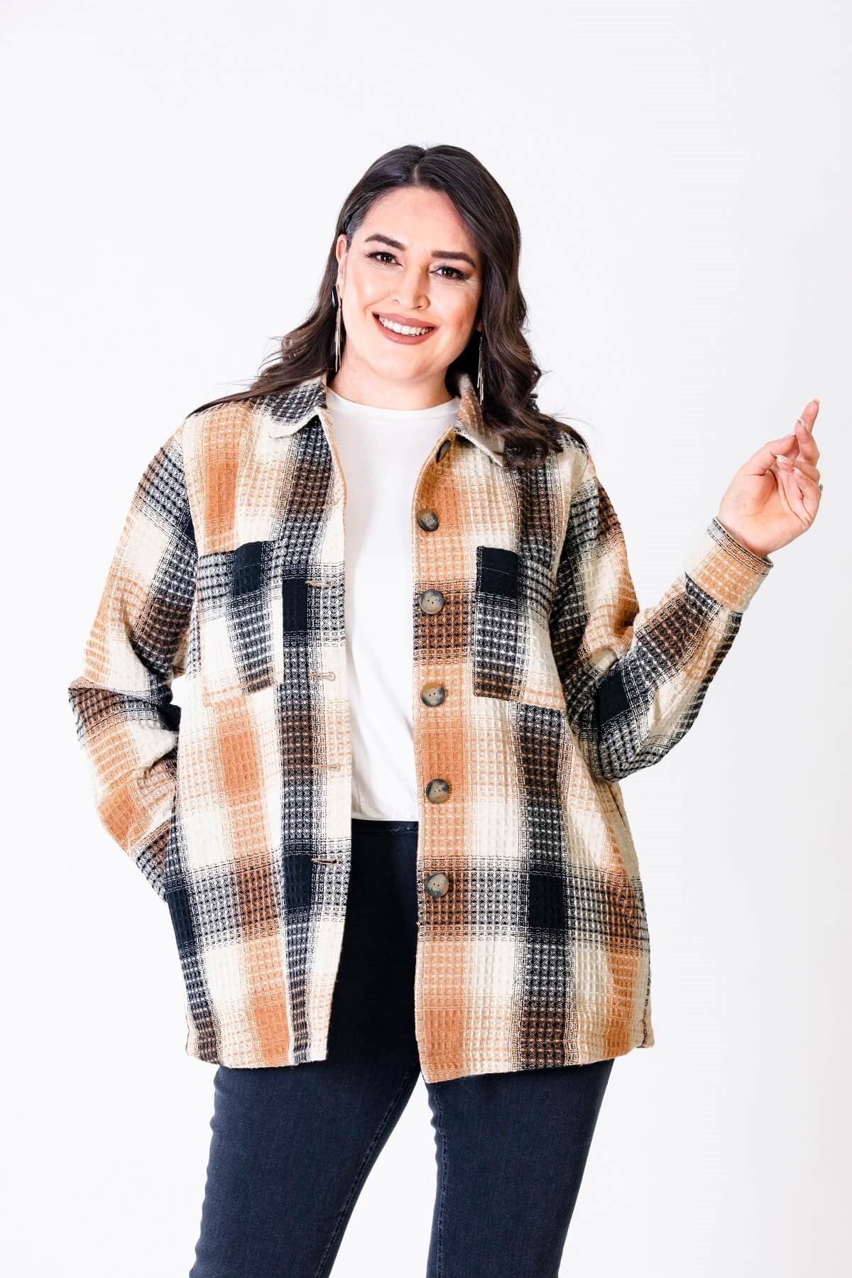 Dokulu Kareli Astarlı Ceket