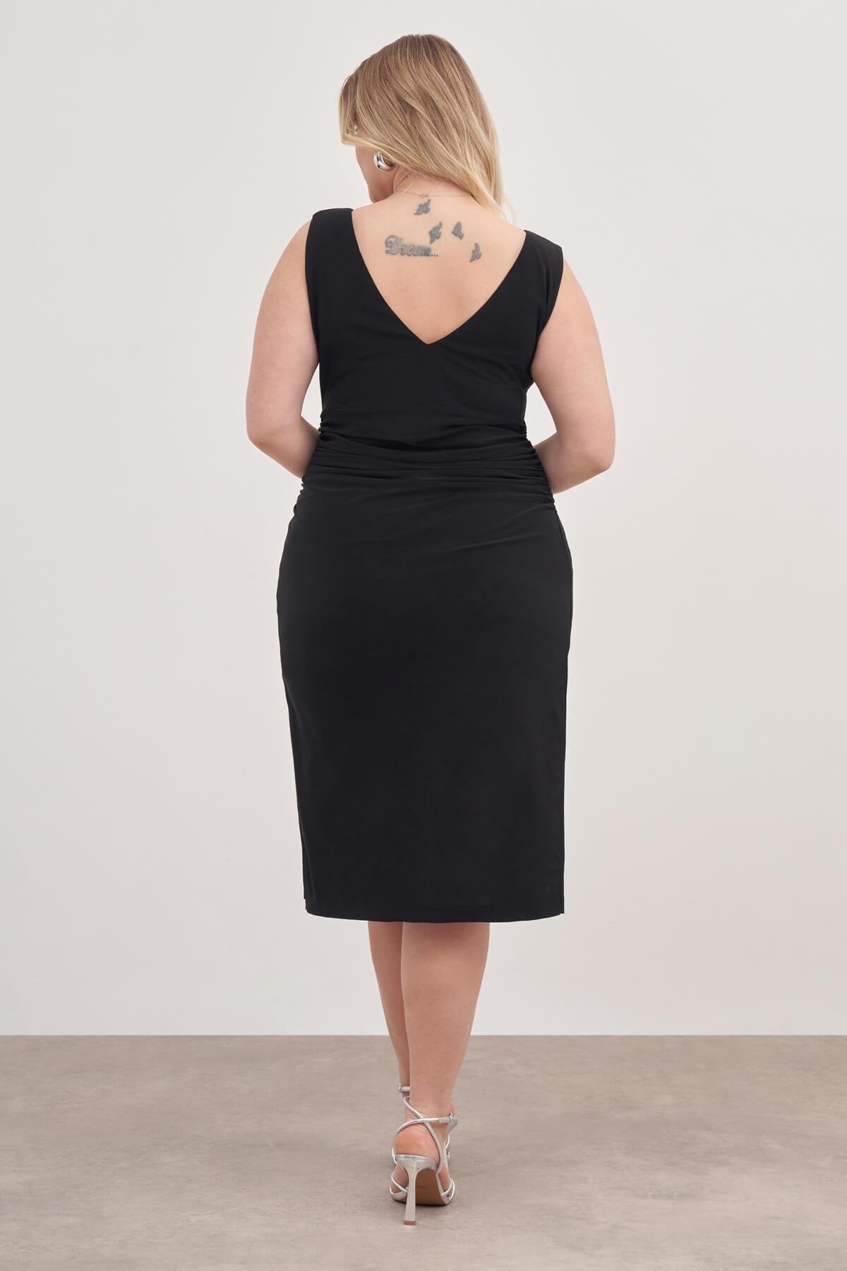 Drape Detaylı Midi Elbise