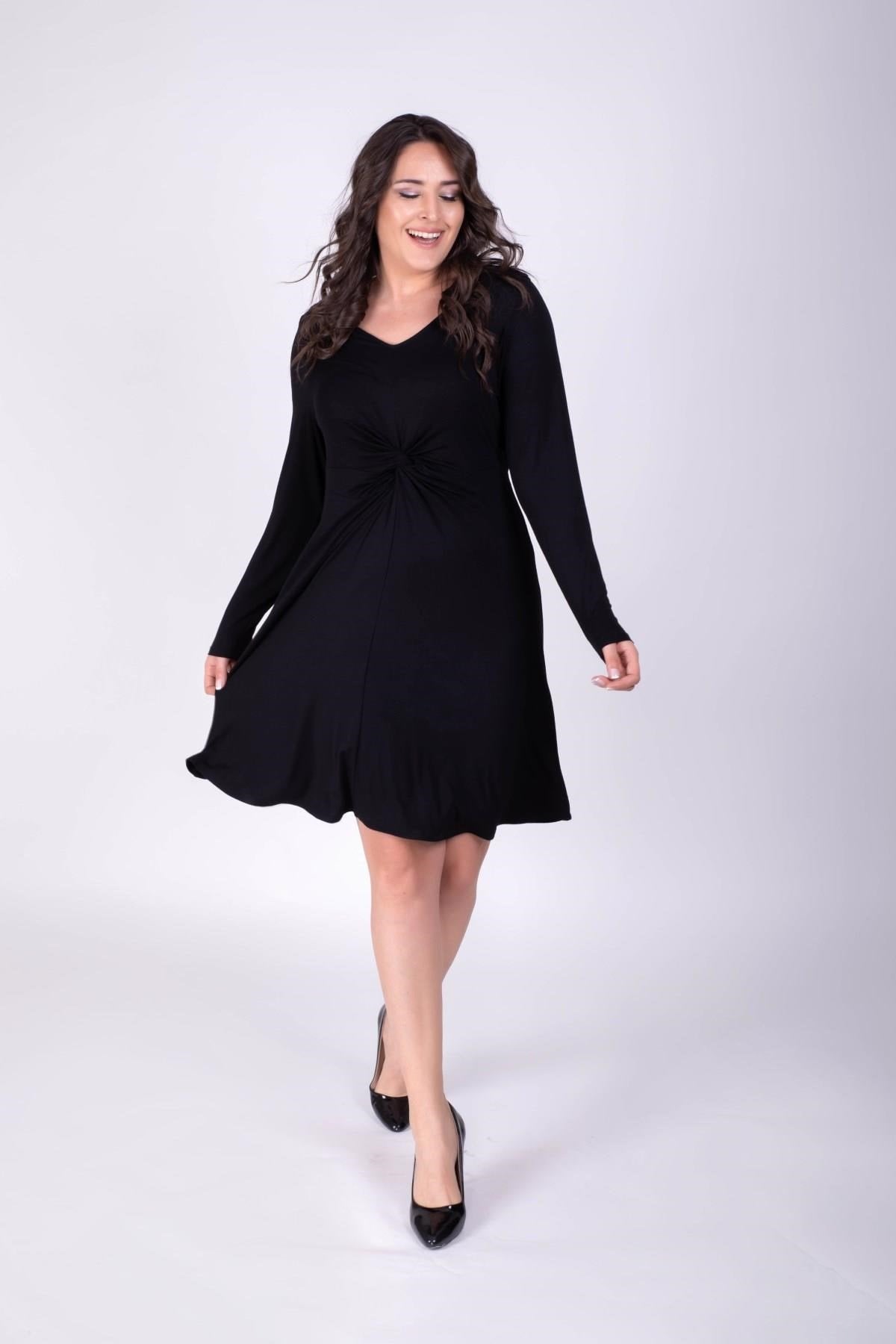 Düğüm Detaylı Elbise