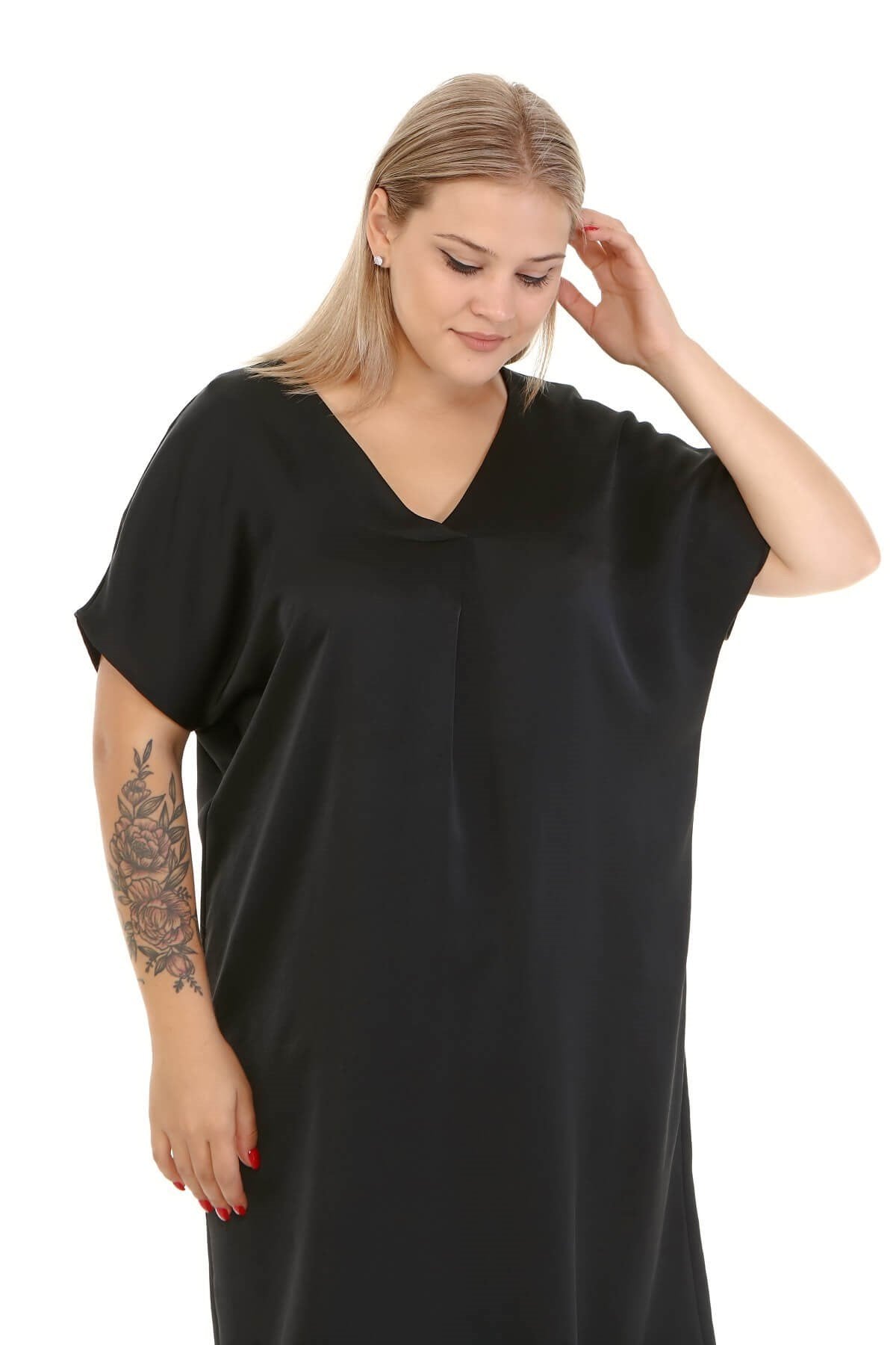 Düşük Kol Saten Elbise