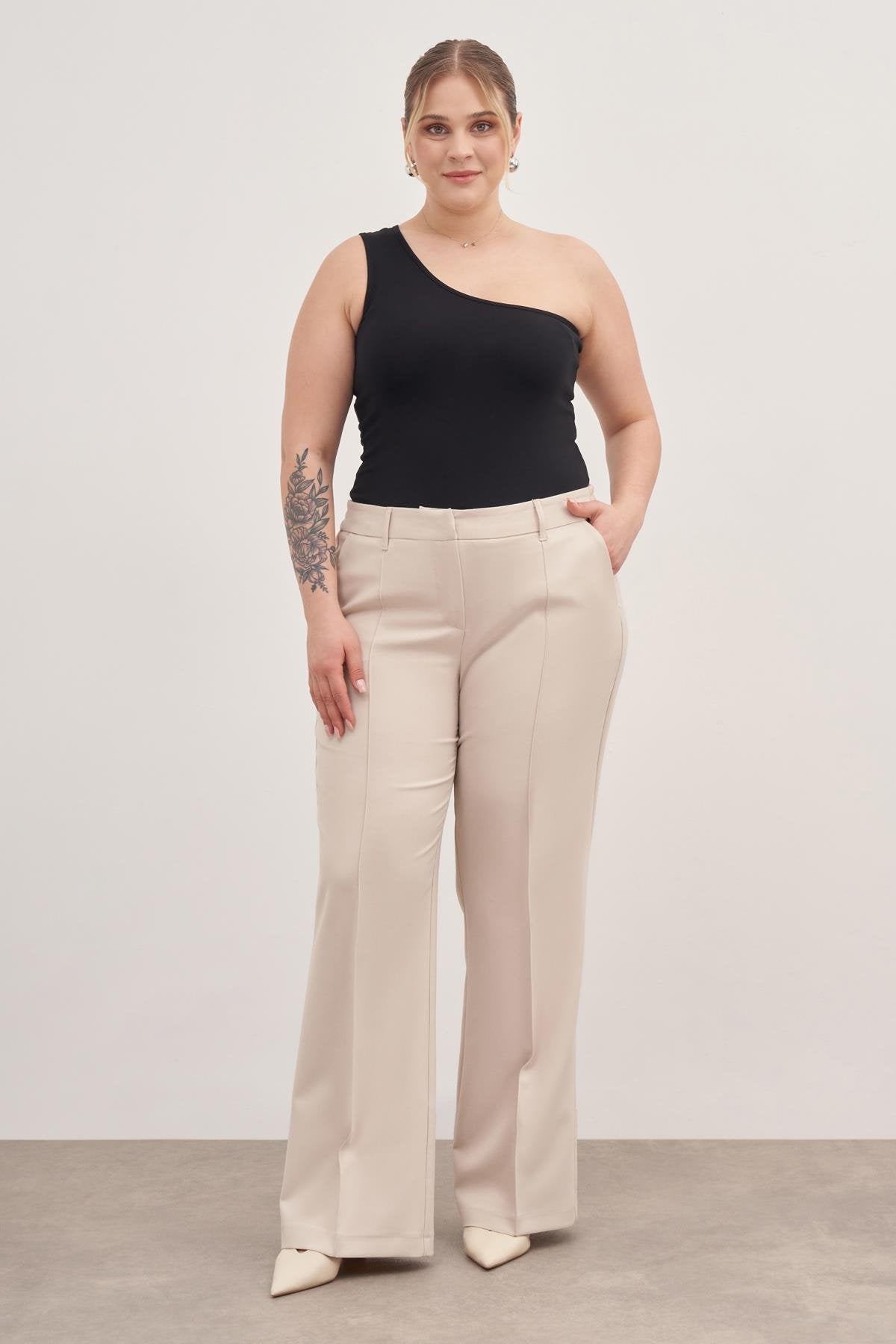 Düz Kesim Klasik Pantolon