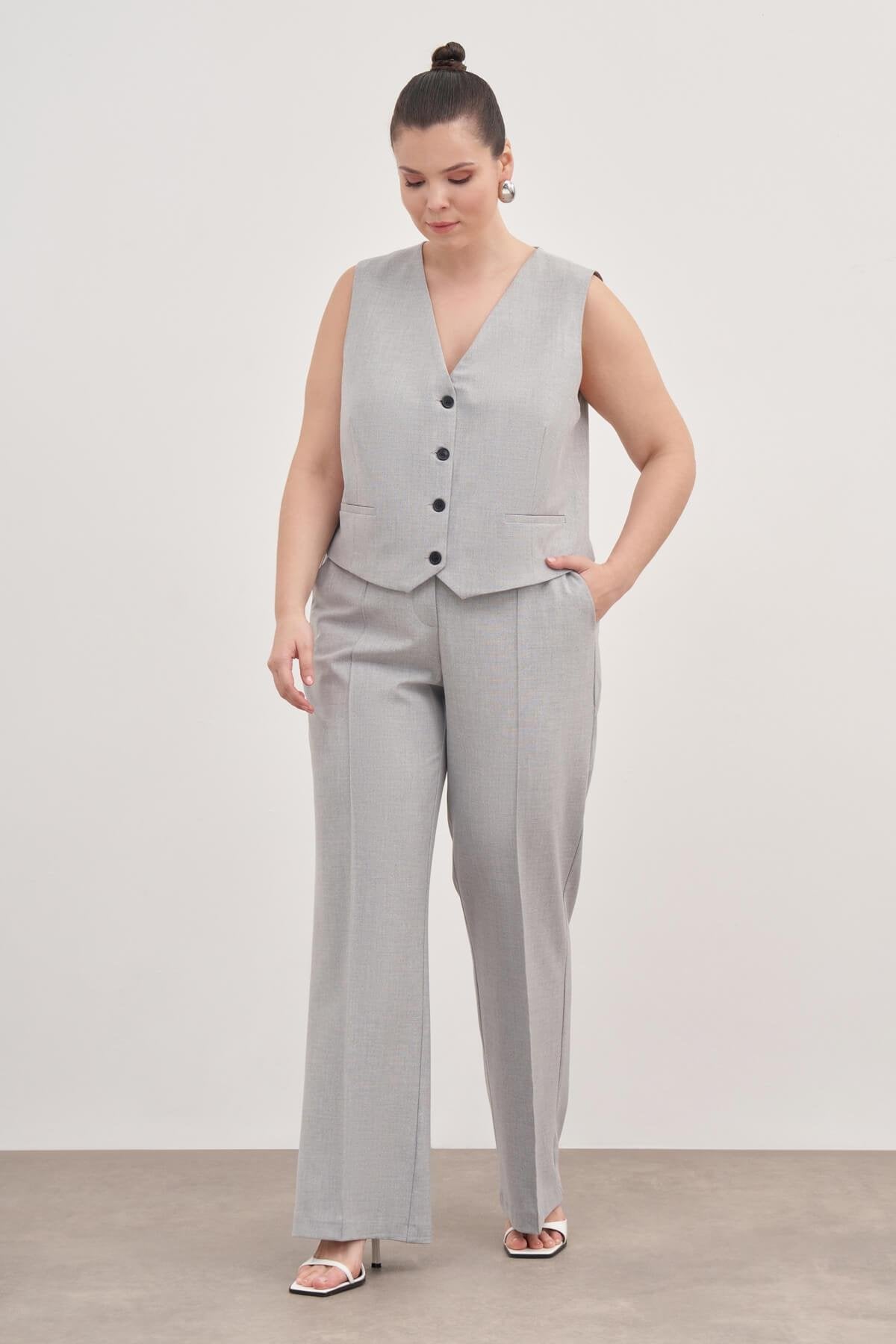 Düz Kesim Klasik Pantolon