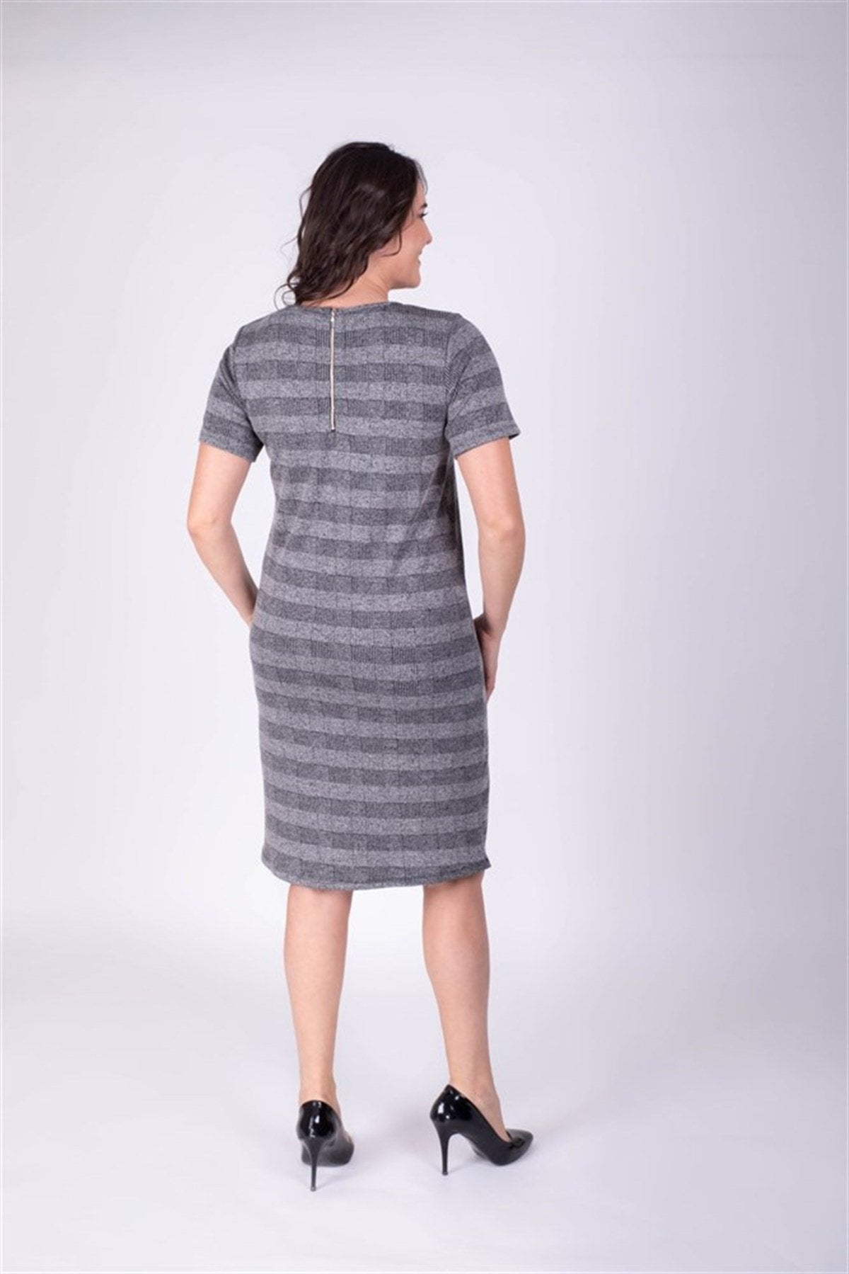 Fermuar Detaylı Cepli Elbise