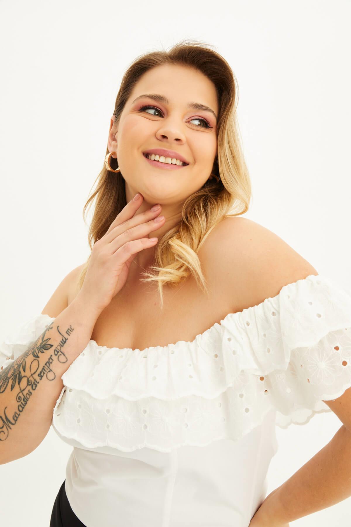 Fistolu Gipe Detaylı Top