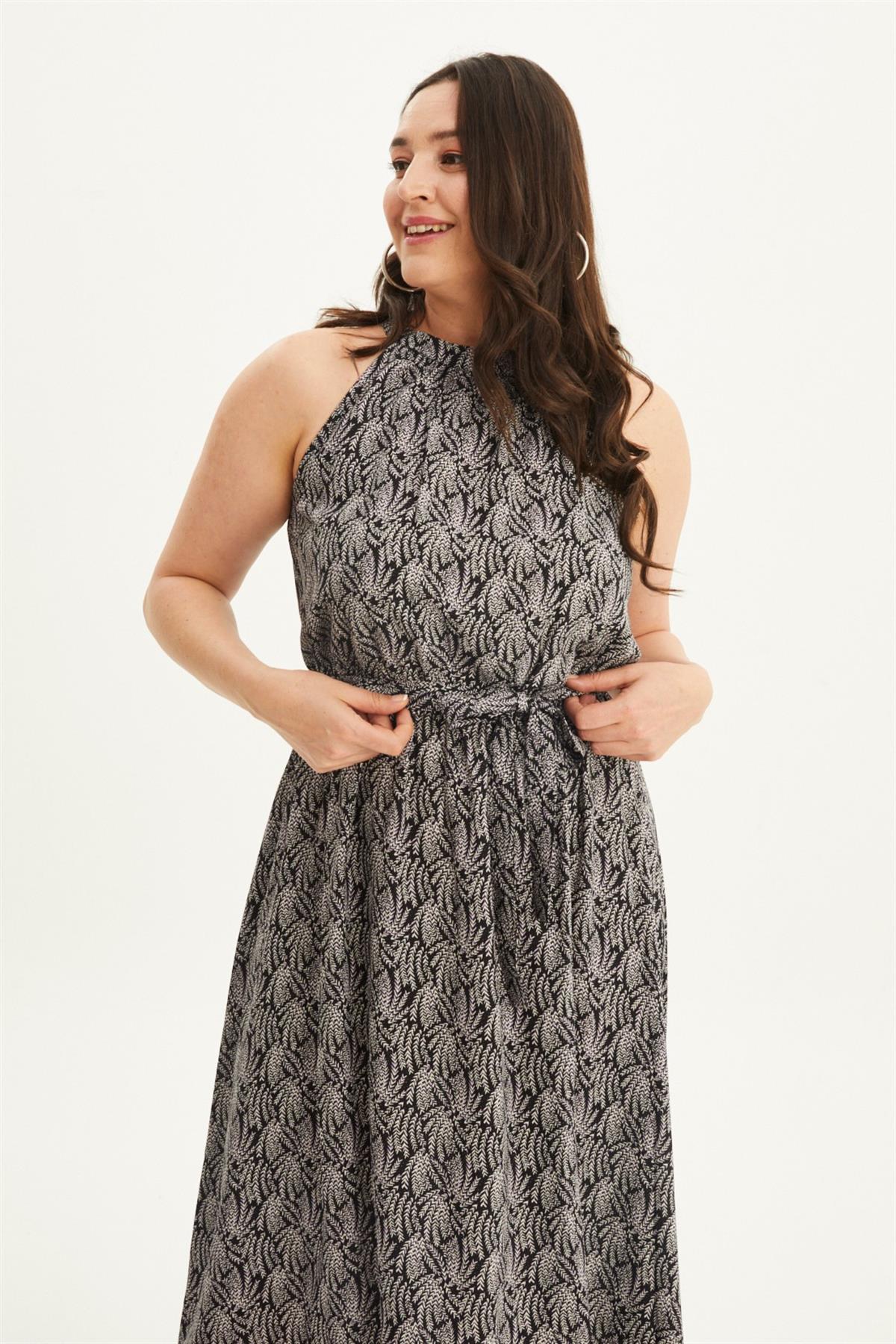 Halter Yaka Kuşaklı Uzun Elbise