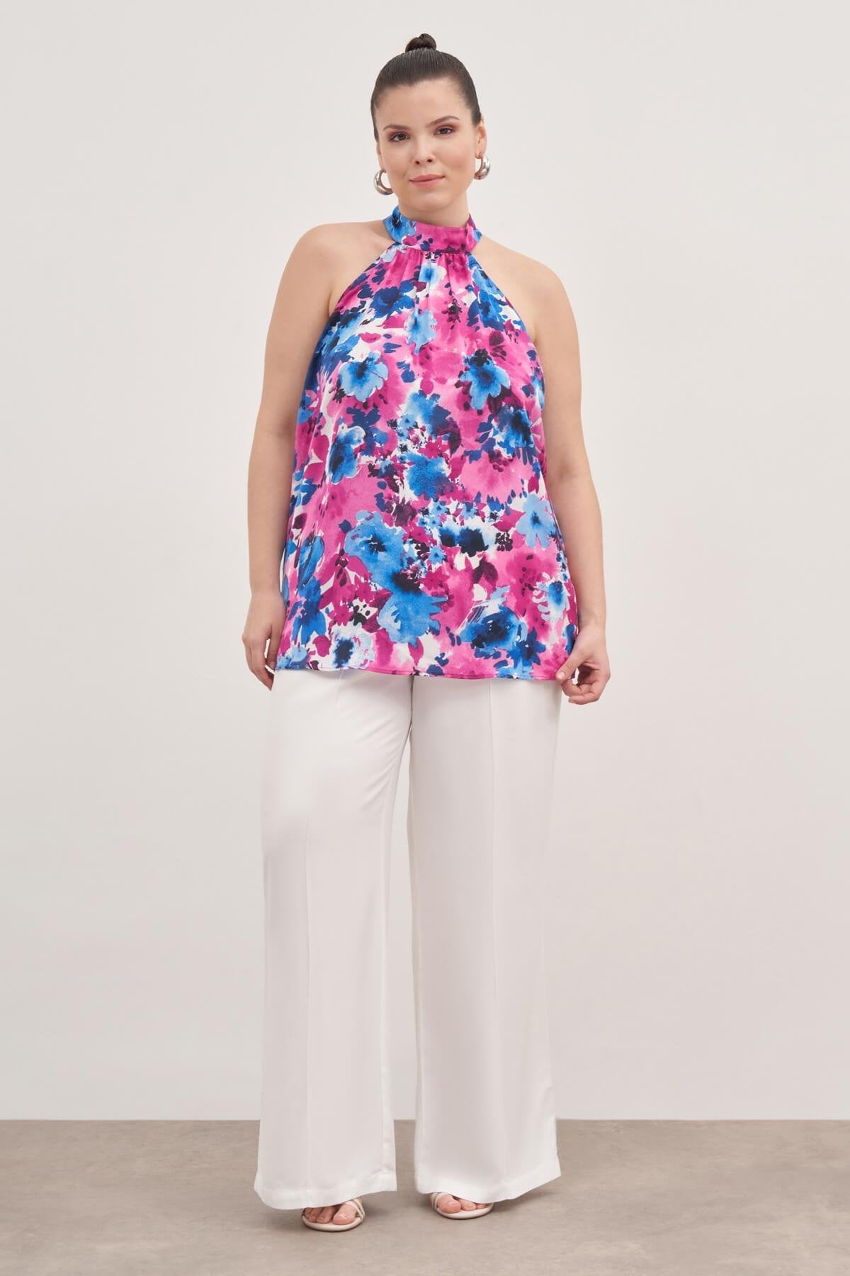 Halter Yakalı Desenli Bluz