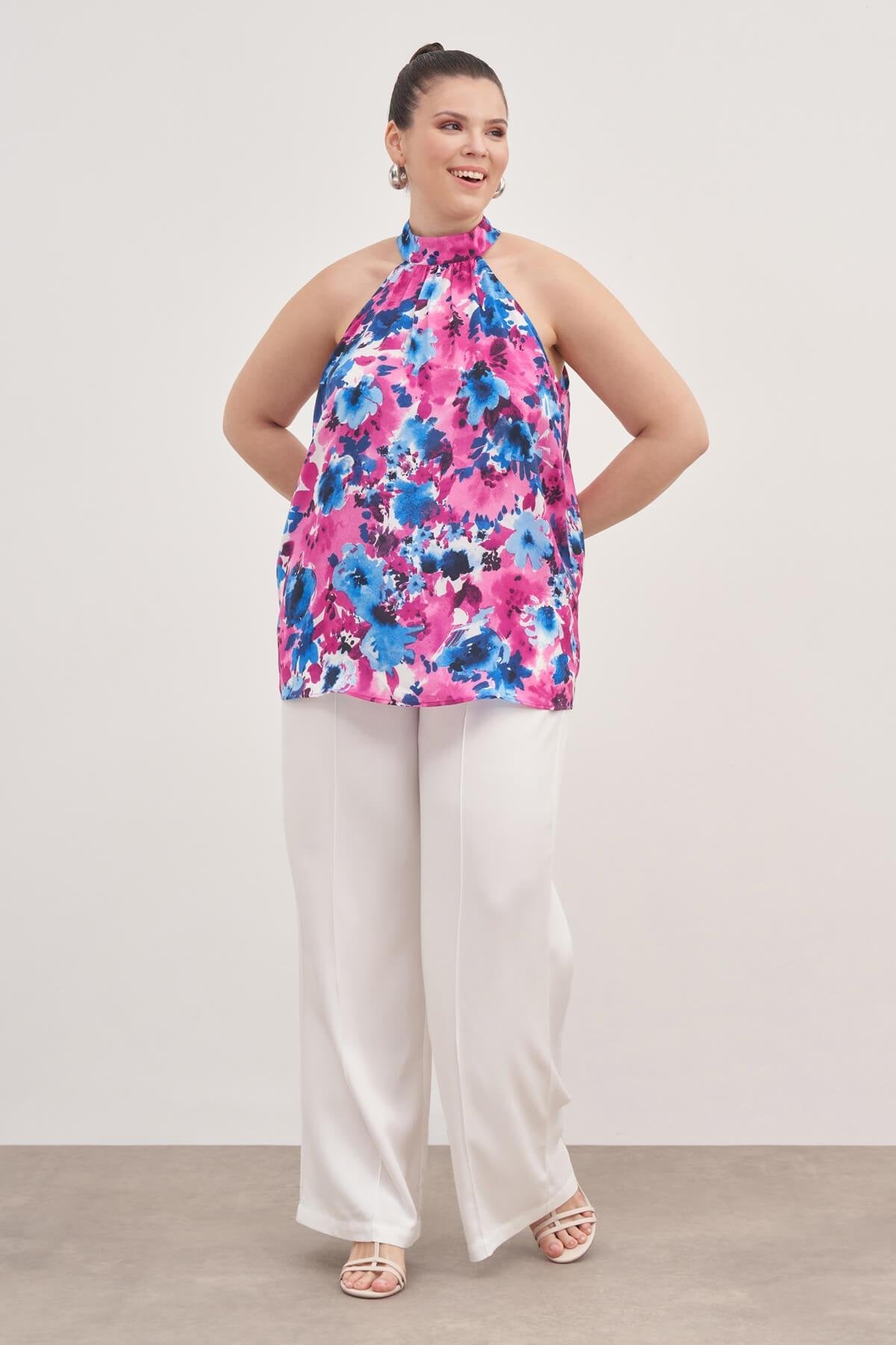 Halter Yakalı Desenli Bluz